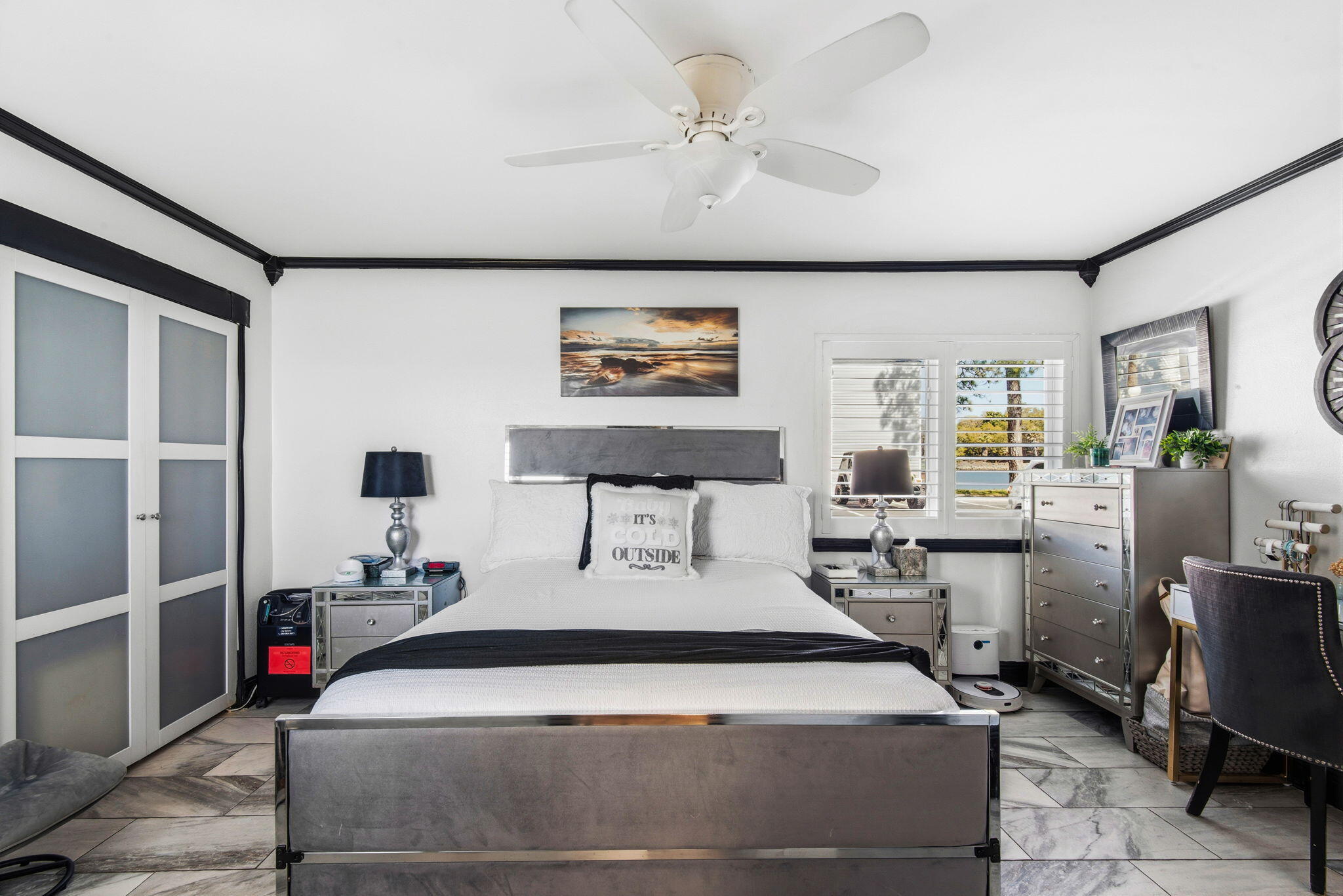 FINISTERRA CONDO - Residential