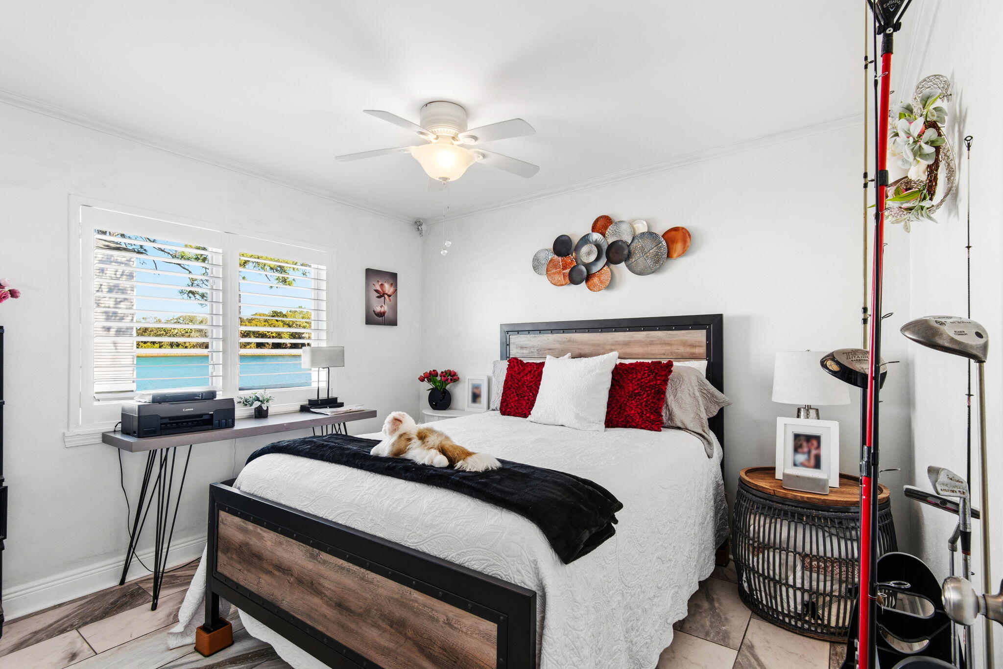 FINISTERRA CONDO - Residential