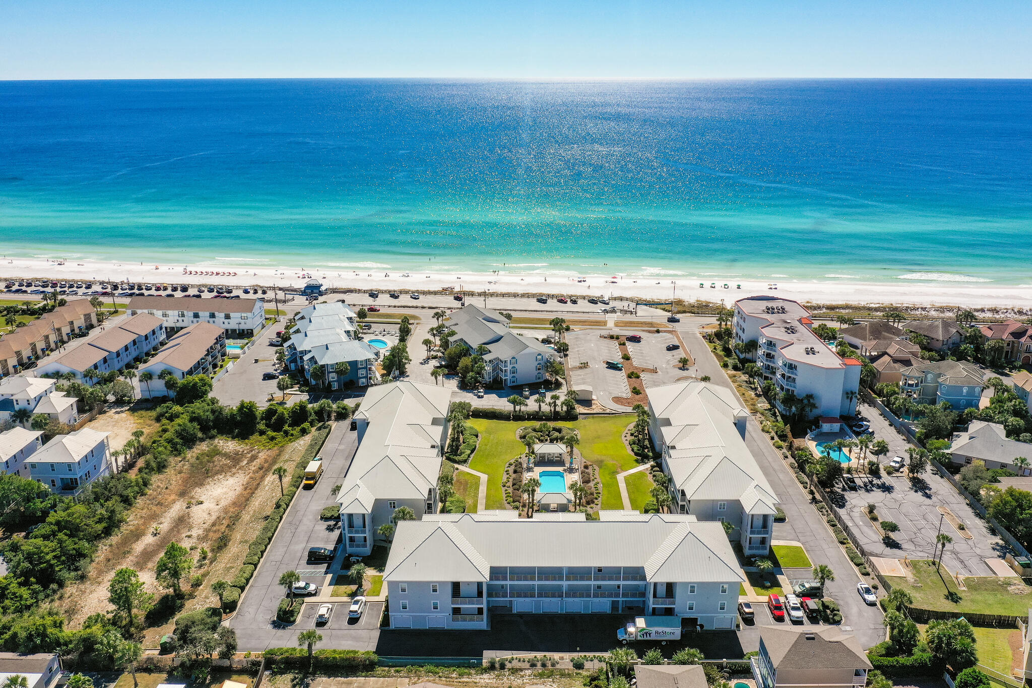 PAVILION PALMS - Residential