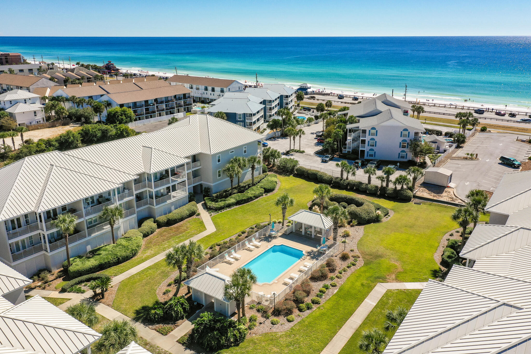 PAVILION PALMS - Residential