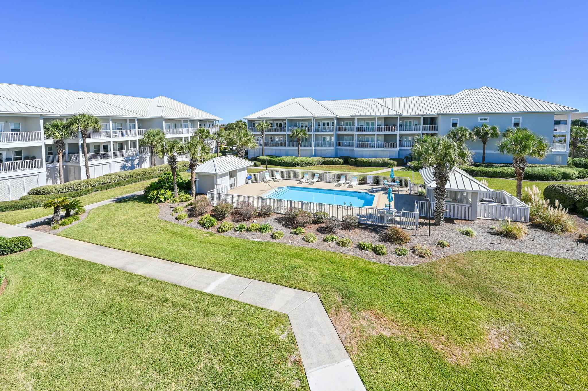 PAVILION PALMS - Residential