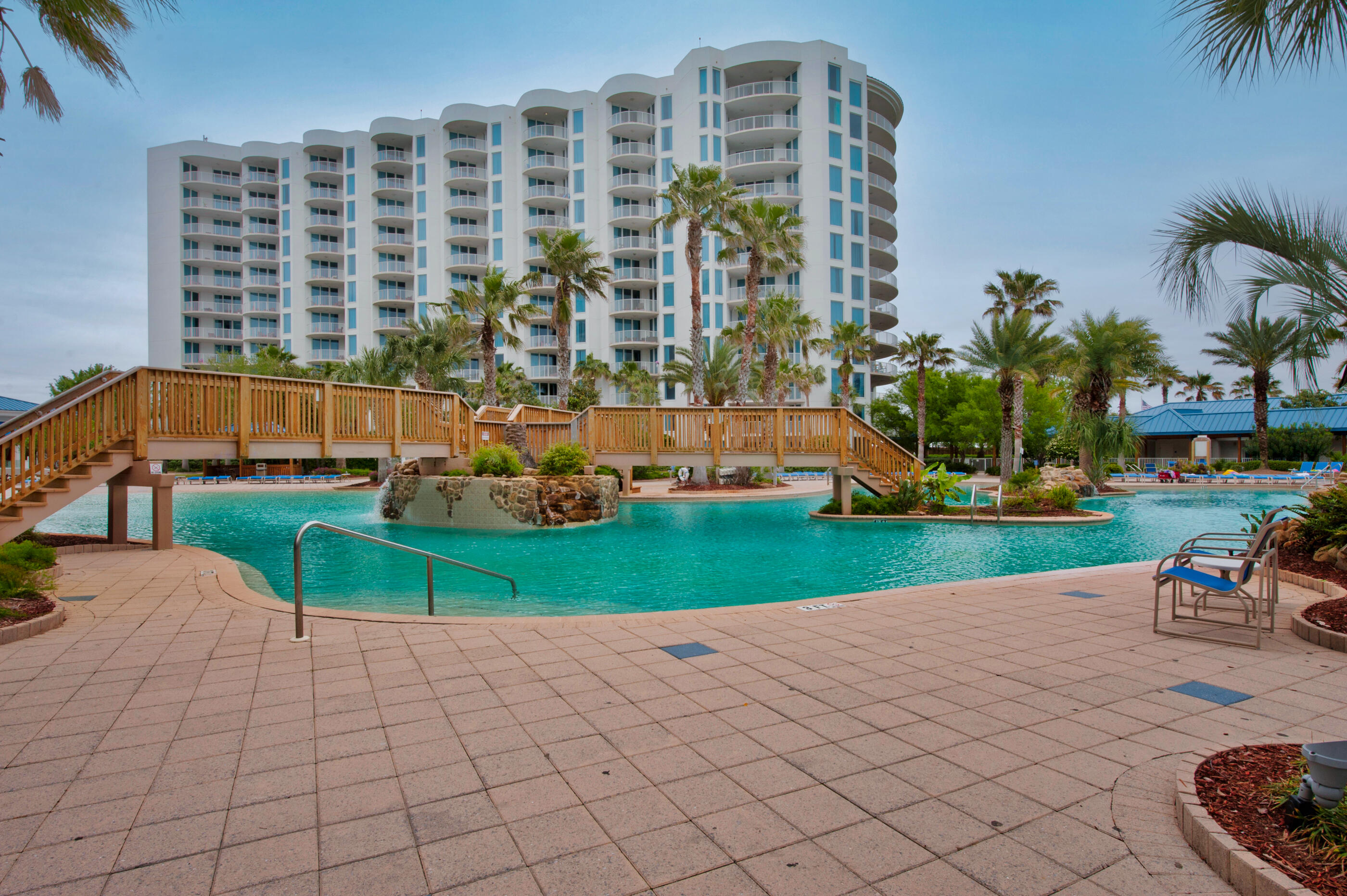 PALMS OF DESTIN (THE) - Residential