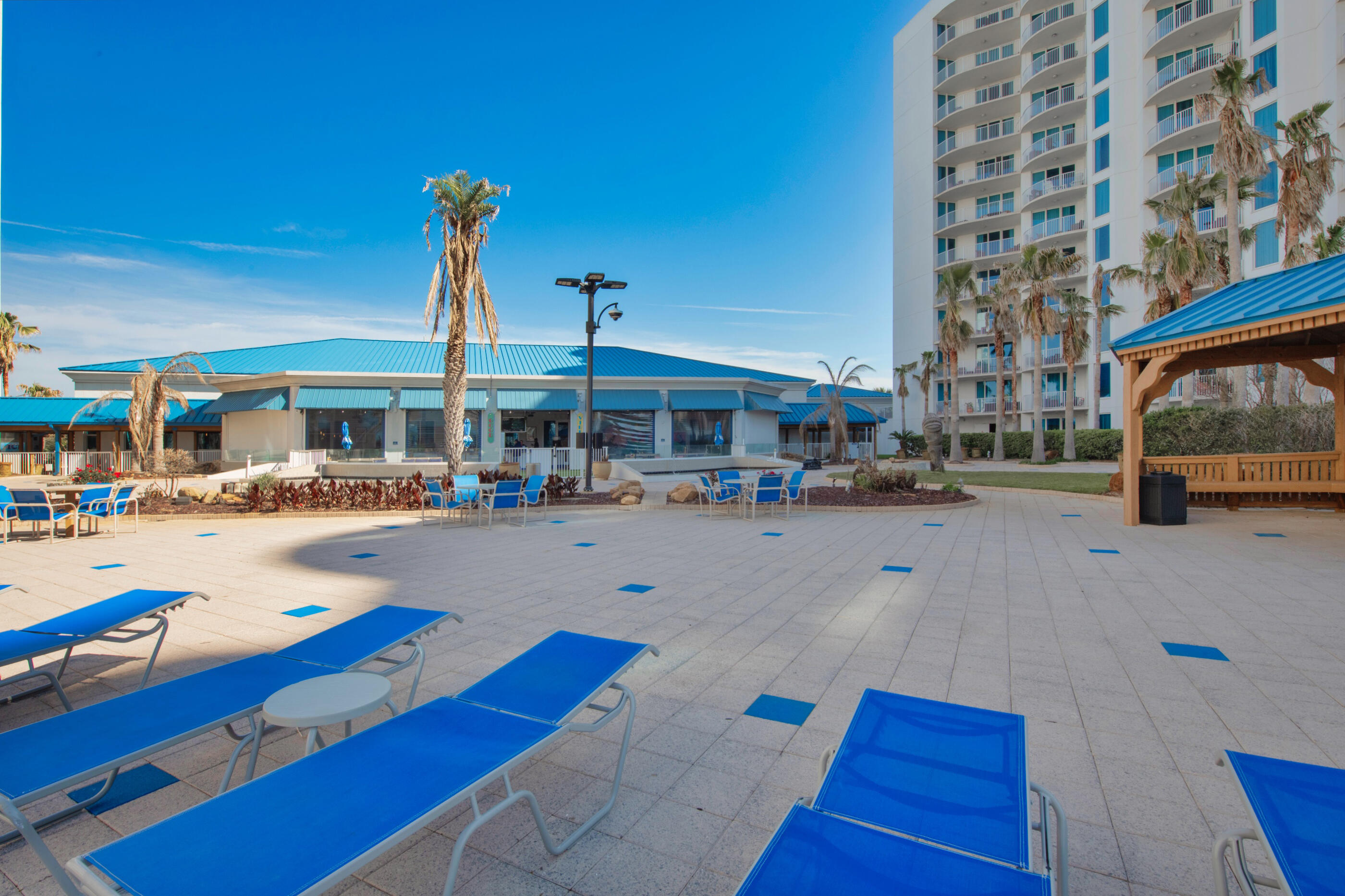 PALMS OF DESTIN (THE) - Residential