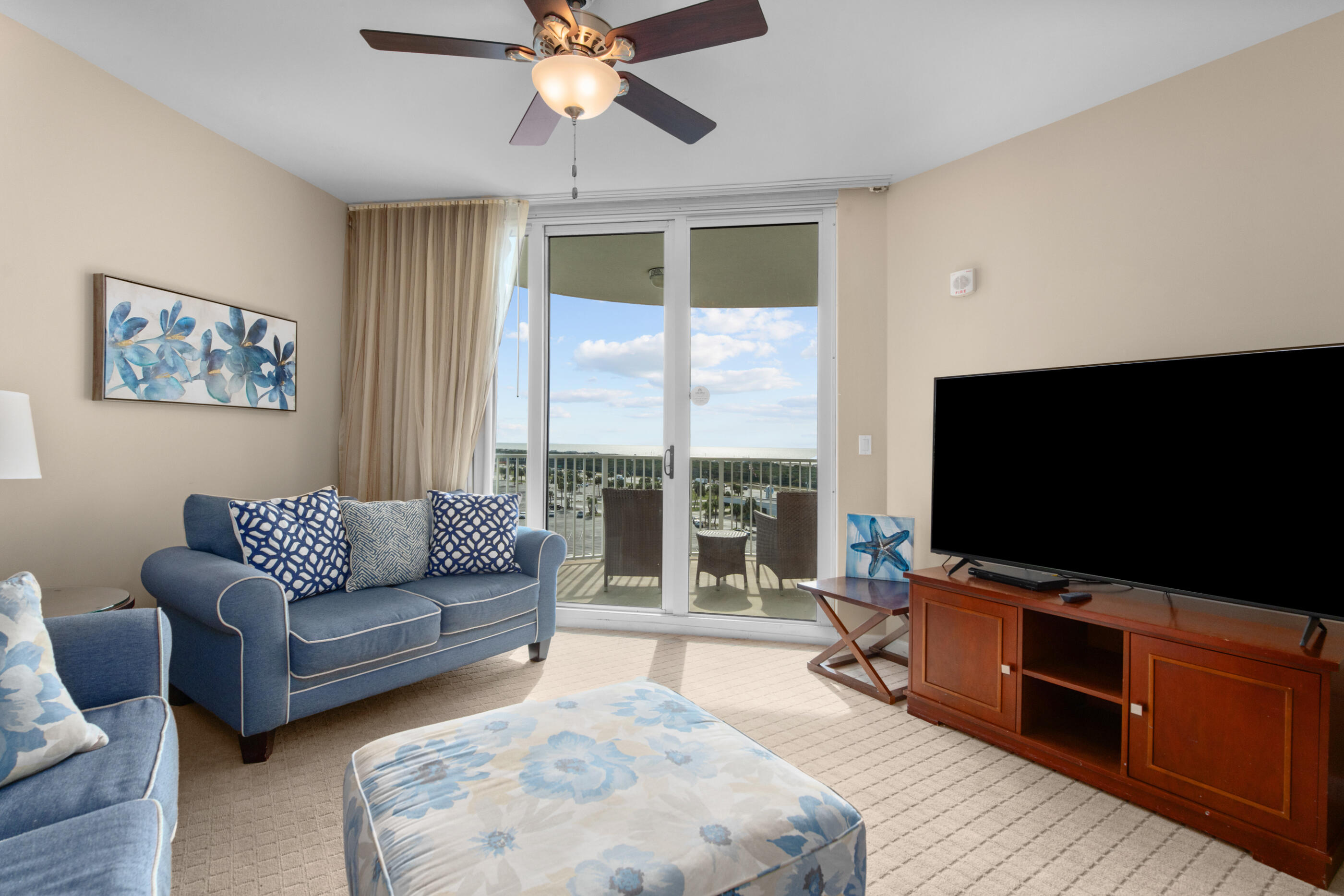PALMS OF DESTIN (THE) - Residential