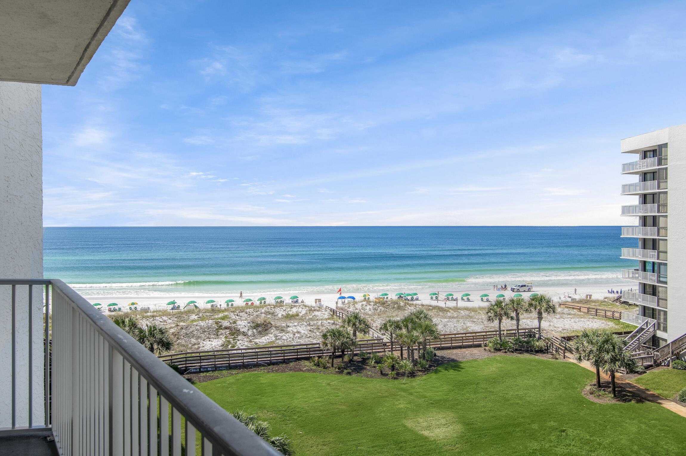 MAINSAIL CONDO PH 1 - Residential