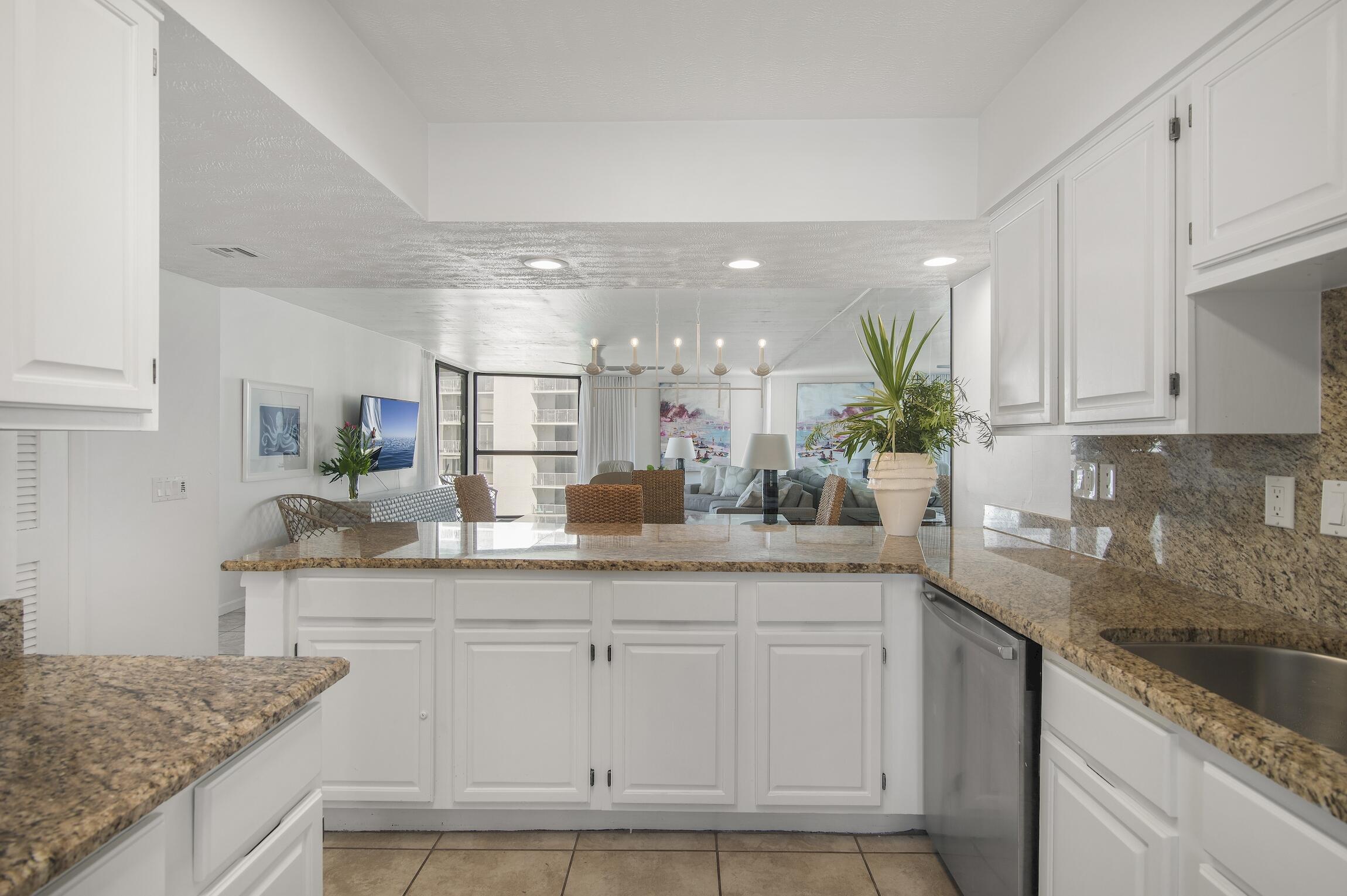 MAINSAIL CONDO PH 1 - Residential