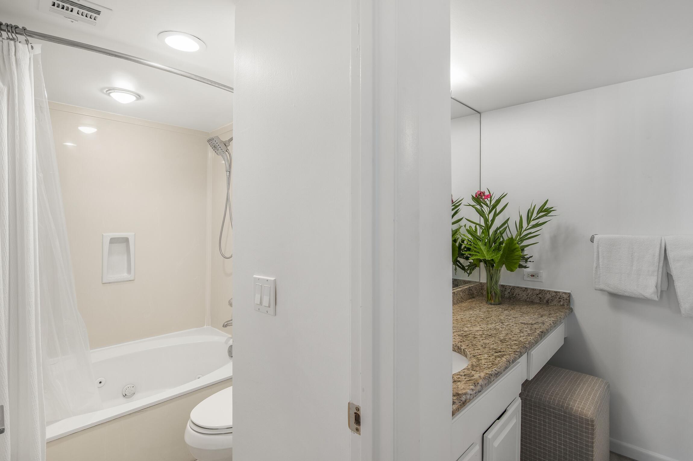MAINSAIL CONDO PH 1 - Residential
