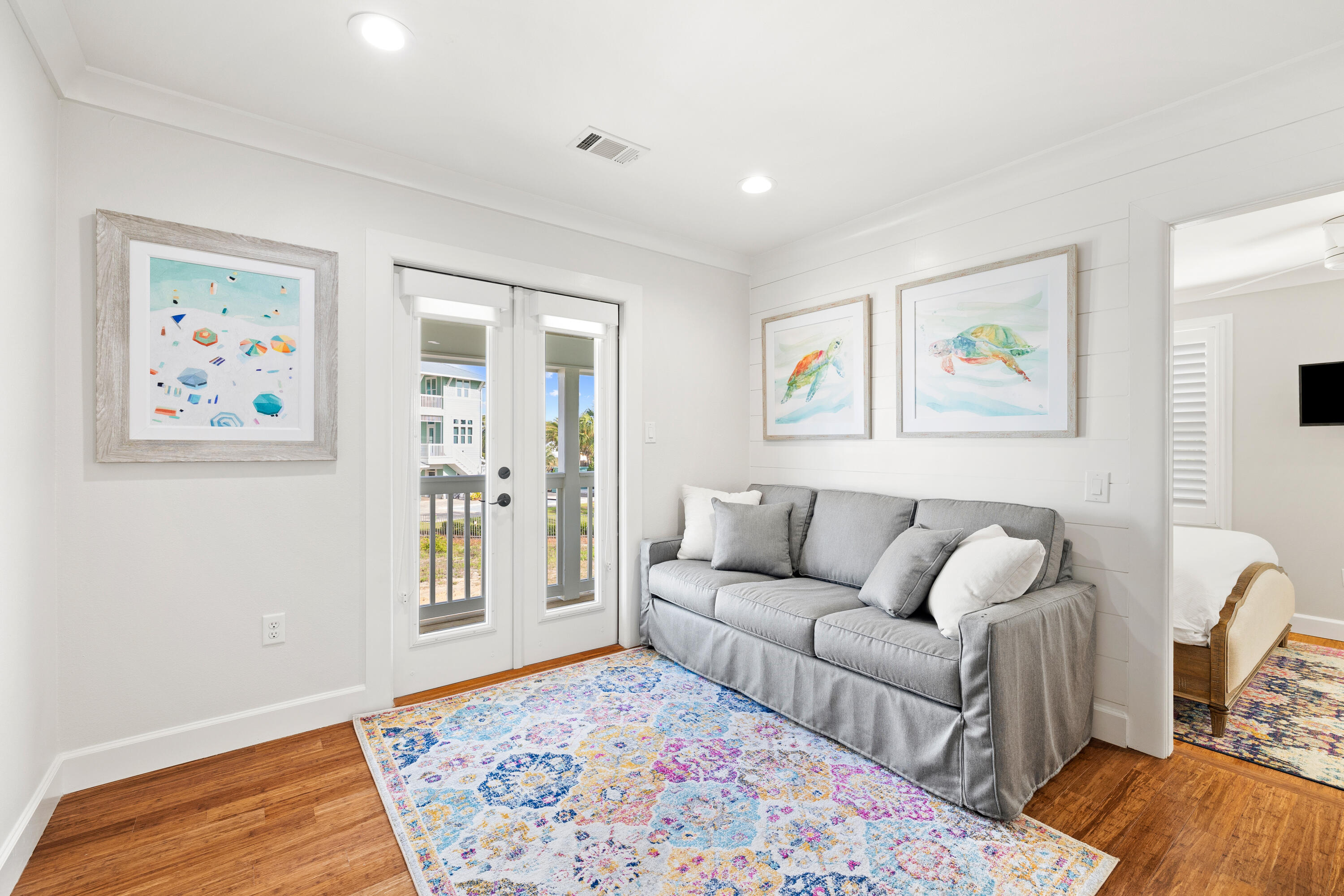 OYSTER LAKE - Residential