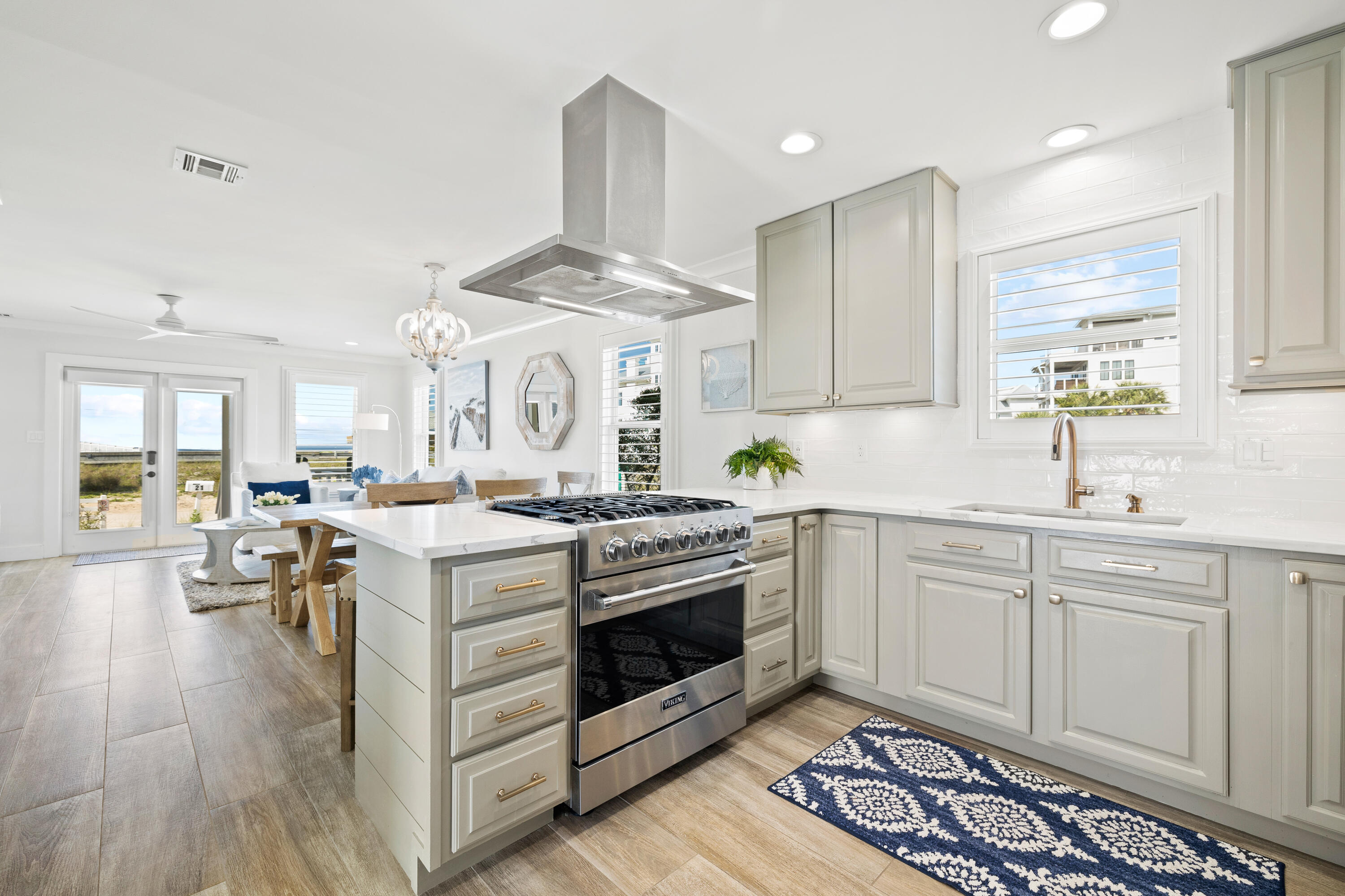 OYSTER LAKE - Residential