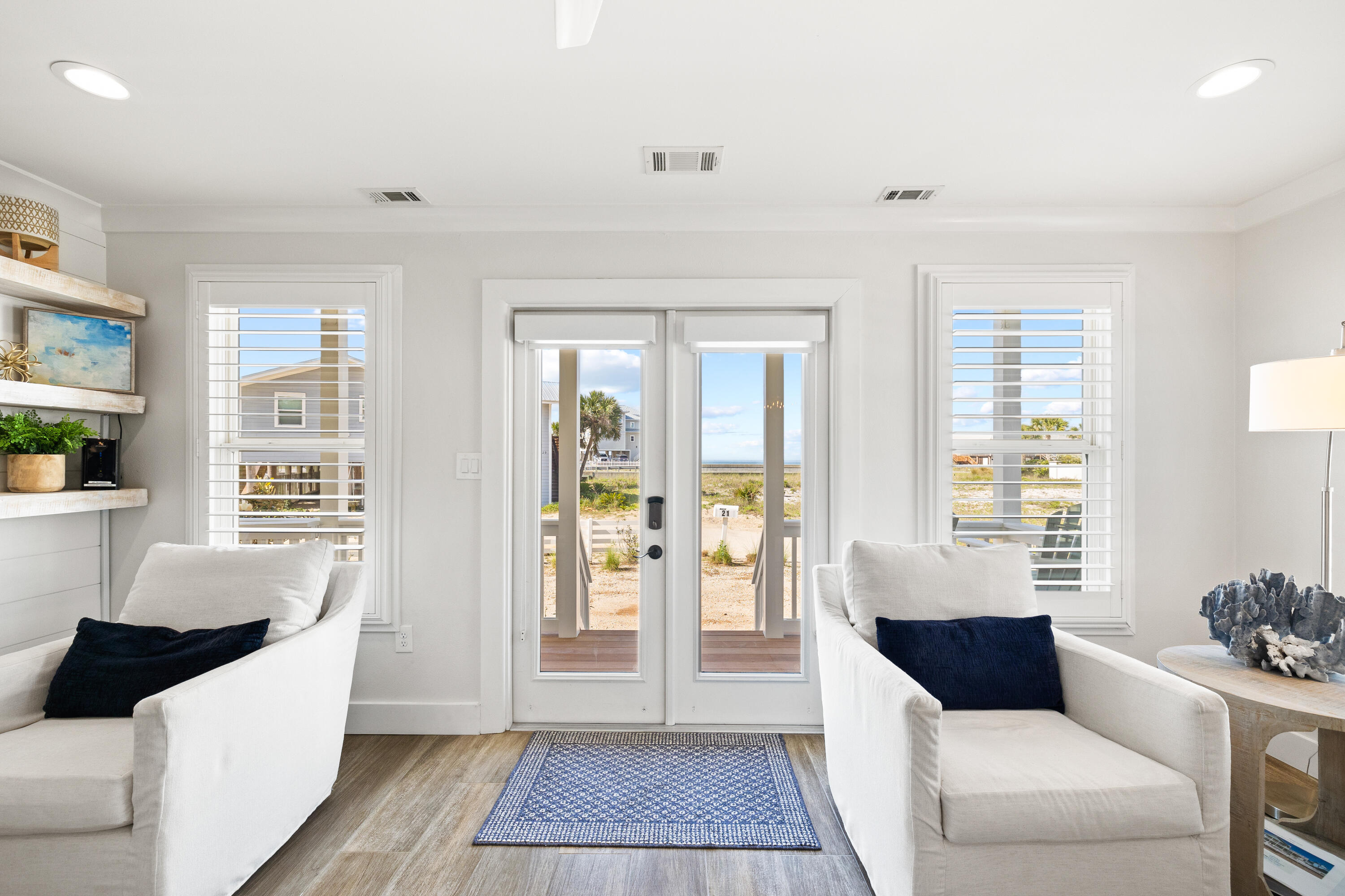 OYSTER LAKE - Residential