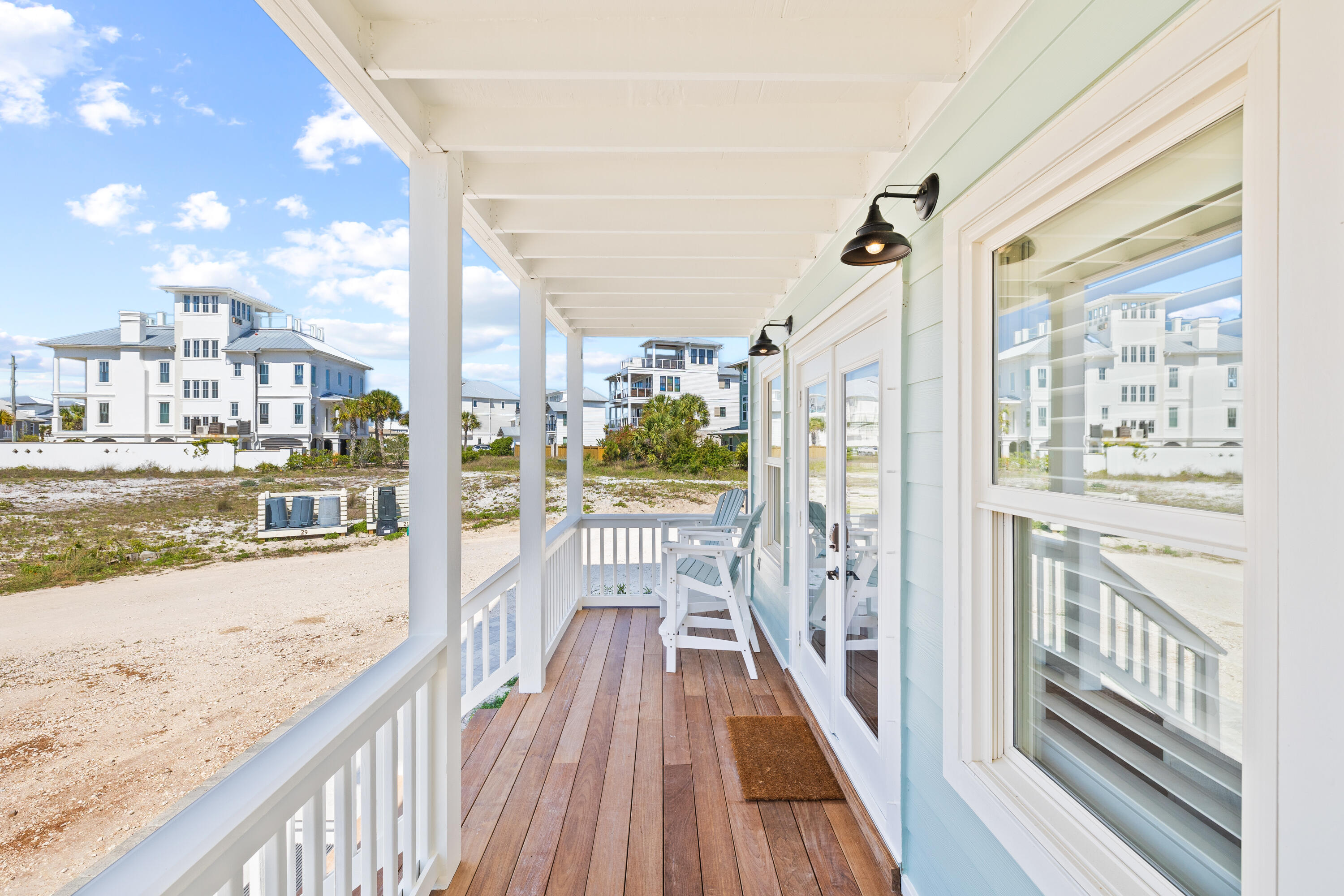 OYSTER LAKE - Residential