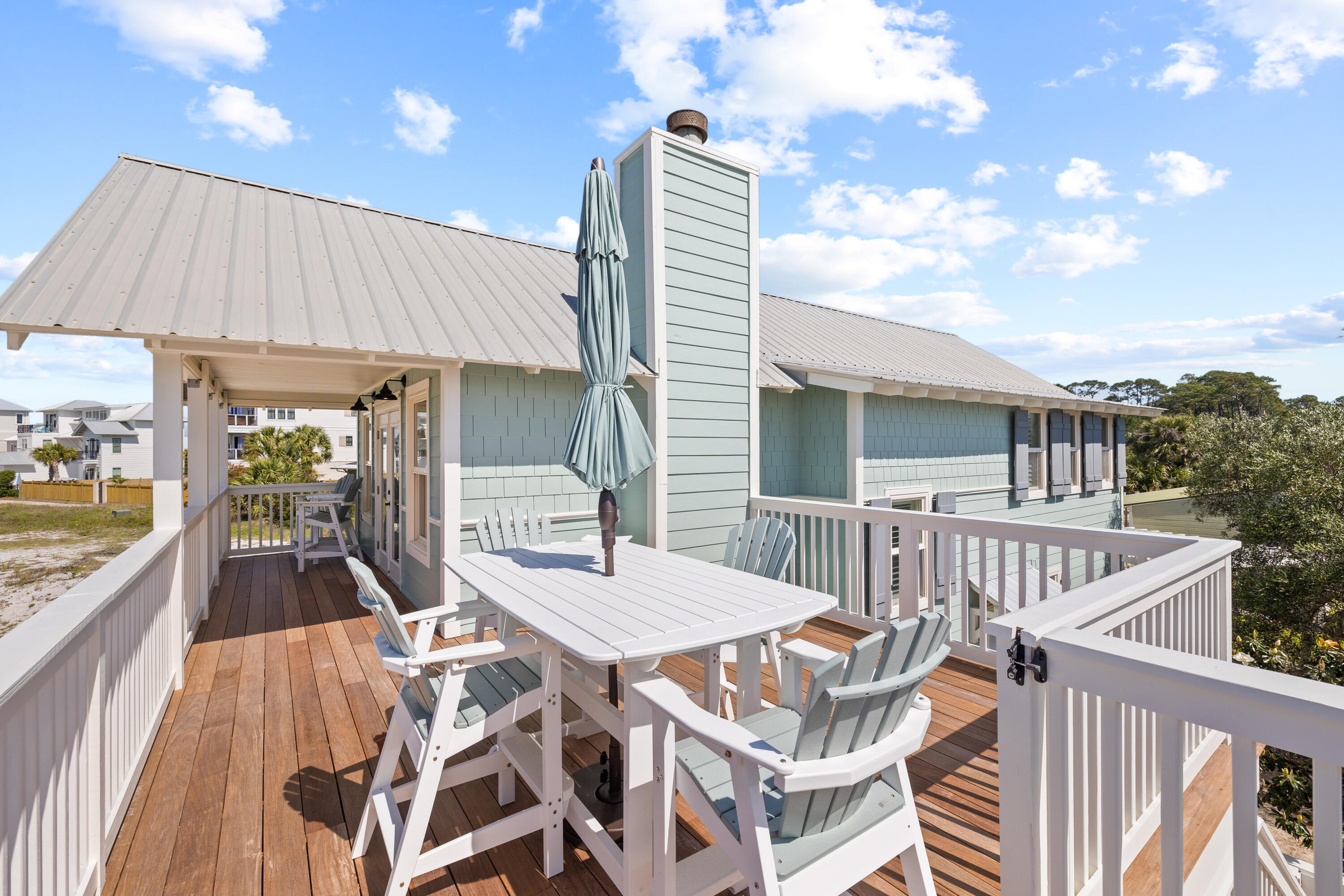 OYSTER LAKE - Residential
