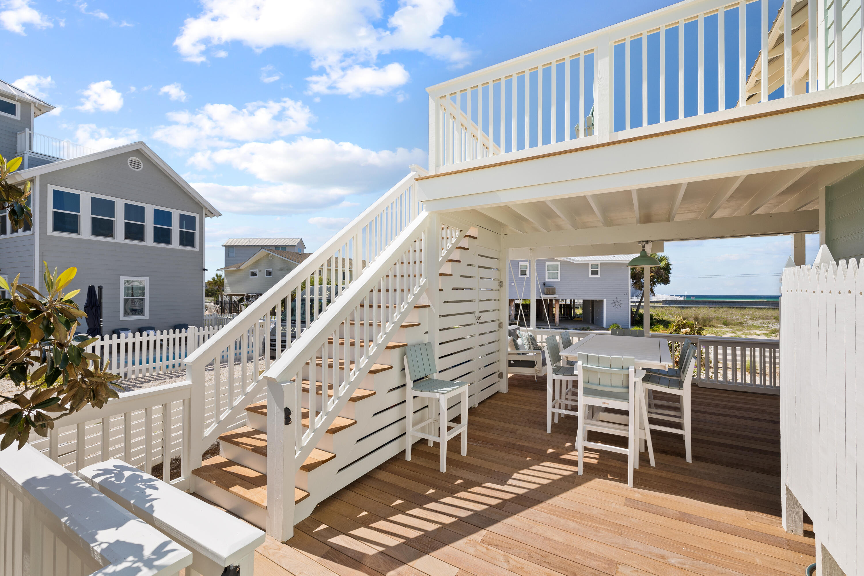 OYSTER LAKE - Residential