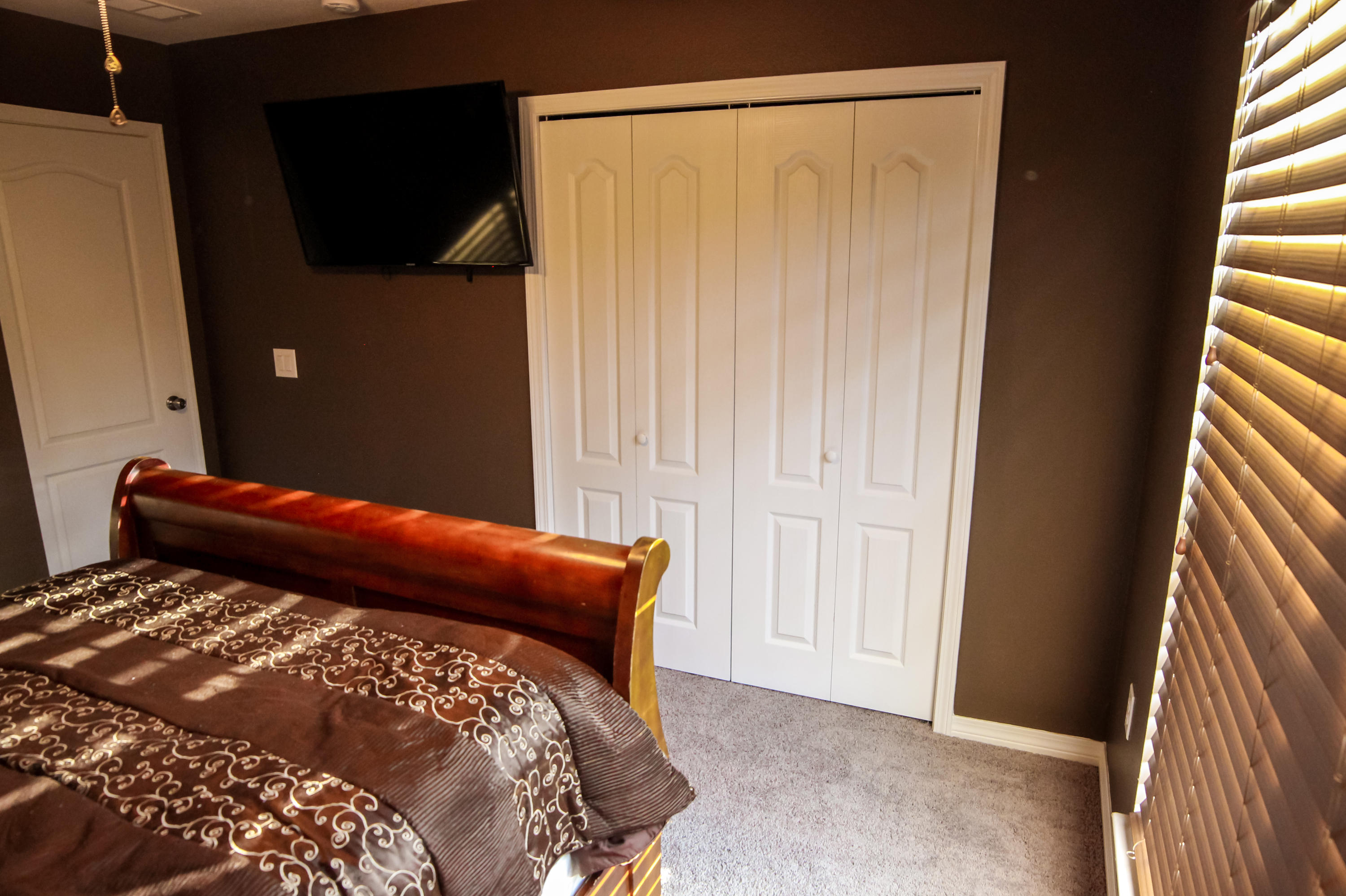 MAPLE OAKS - Residential