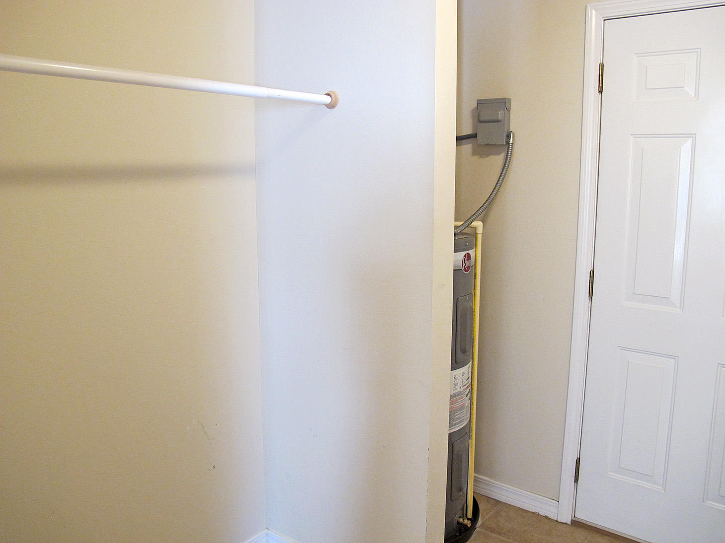 OAK POINTE - Residential