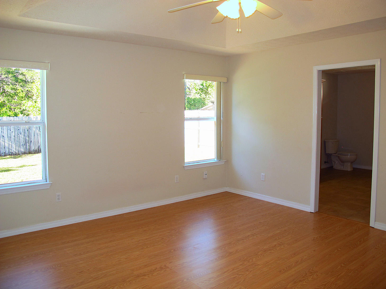 OAK POINTE - Residential