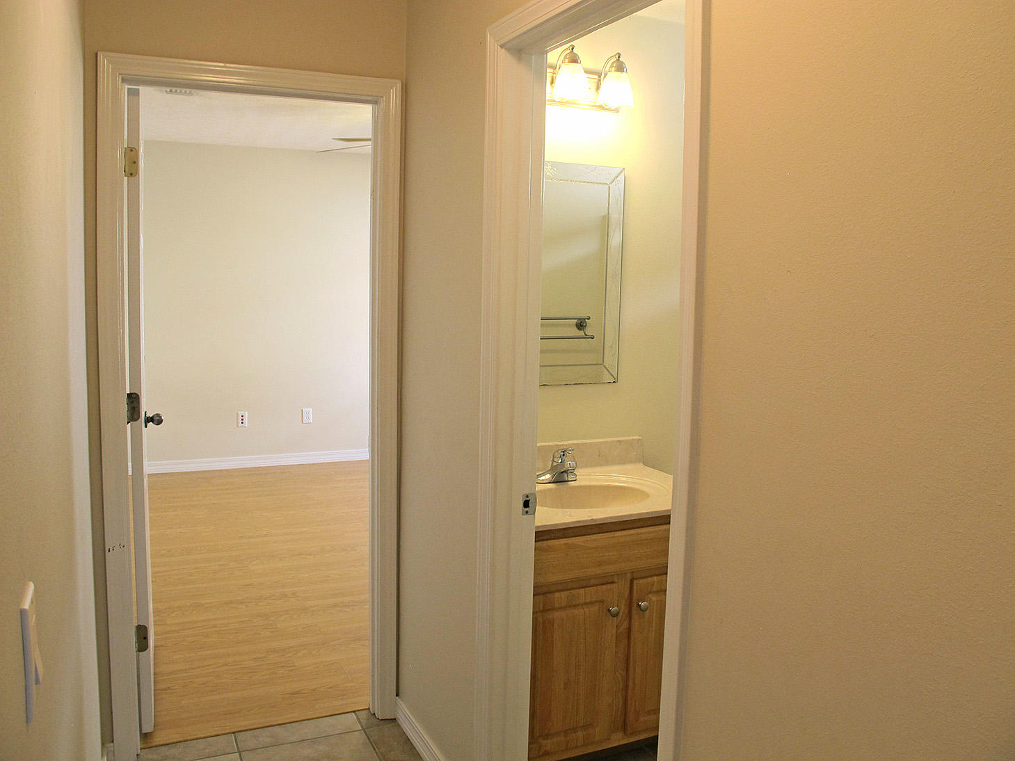 OAK POINTE - Residential