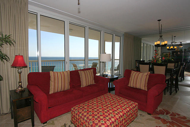 SILVER BEACH TOWERS - Residential