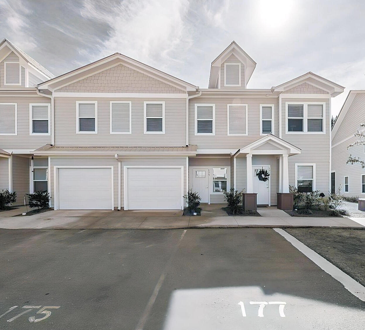 Garage Unit & Waterview - Sweet Deal for Lease. Lowest priced Garage unit in the development and a water view!This Veranda Townhome offers both a single car garage and a water view. (Kitchen, Backporch and primary bedroom & kitchen all have views. As you enter, you will find this 3 bedroom/2.5 bath, 1,485 sqft, makes a very comfortable home or a long-term rental. Beautiful Verandas Townhome in a well-maintained Freeport community waiting just for you. Amenties include the following:
-Maintenance of the common property, amenities, retention ponds, etc
-Common property insurance and utilities
-Landscaping & irrigation for common property
-State required permits/licenses
-Reserve funding
-Management/Accounting fees
-Garbage pickup
-Pest Control/Termite Control
Located in great proximity to all (3) of Freeport School Elementary to High School. Centrally located in south Walton County for easy commutes to and from work.
From the moment you walk into this home, you will love the open-concept kitchen-dining areas featuring high ceilings, stainless steel appliances, quartz-countertops, an abundance of shaker style cabinetry, large island with sink and eat-in dining space, Luxury Vinyl Plank flooring throughout the main floor, recessed lighting, and lots of natural light. The retreat design makes for a great space to come home at the end of the day. The upstairs encompasses a spacious Primary bedroom with en-suite with waterview. In the hallway, you will find the laundry with washer/dryer hookups. The two additional sizeable bedrooms share a bathroom. Carpet in all bedrooms. Need a spot to relax at home, this home offers a large, enclosed screen patio area overlooking a beautifully wooded area. Great outdoor space for reading or relaxing.
This well-planned community offers lots of common area for taking walks and has a community pool for your enjoyment. Other amenities to enjoy are basketball court, pickle-ball court & playground. The HOA provides security through Walton County Sherriffs Dept, which randomly visits the community 2-3 times a week. All dogs are required to be registered with the HOA. Pet restrictions apply.
What's even better is you are nestled in a great location for ease of access to the white sandy beaches of Florida's Emerald Gulf Coast and the Choctawhatchee Bay. Lots of opportunities to relax on the sandy white beaches, soaking up the rays or to take in one of the many water activities, such as fishing, snorkeling, floundering, jet skiing, boat riding and more.