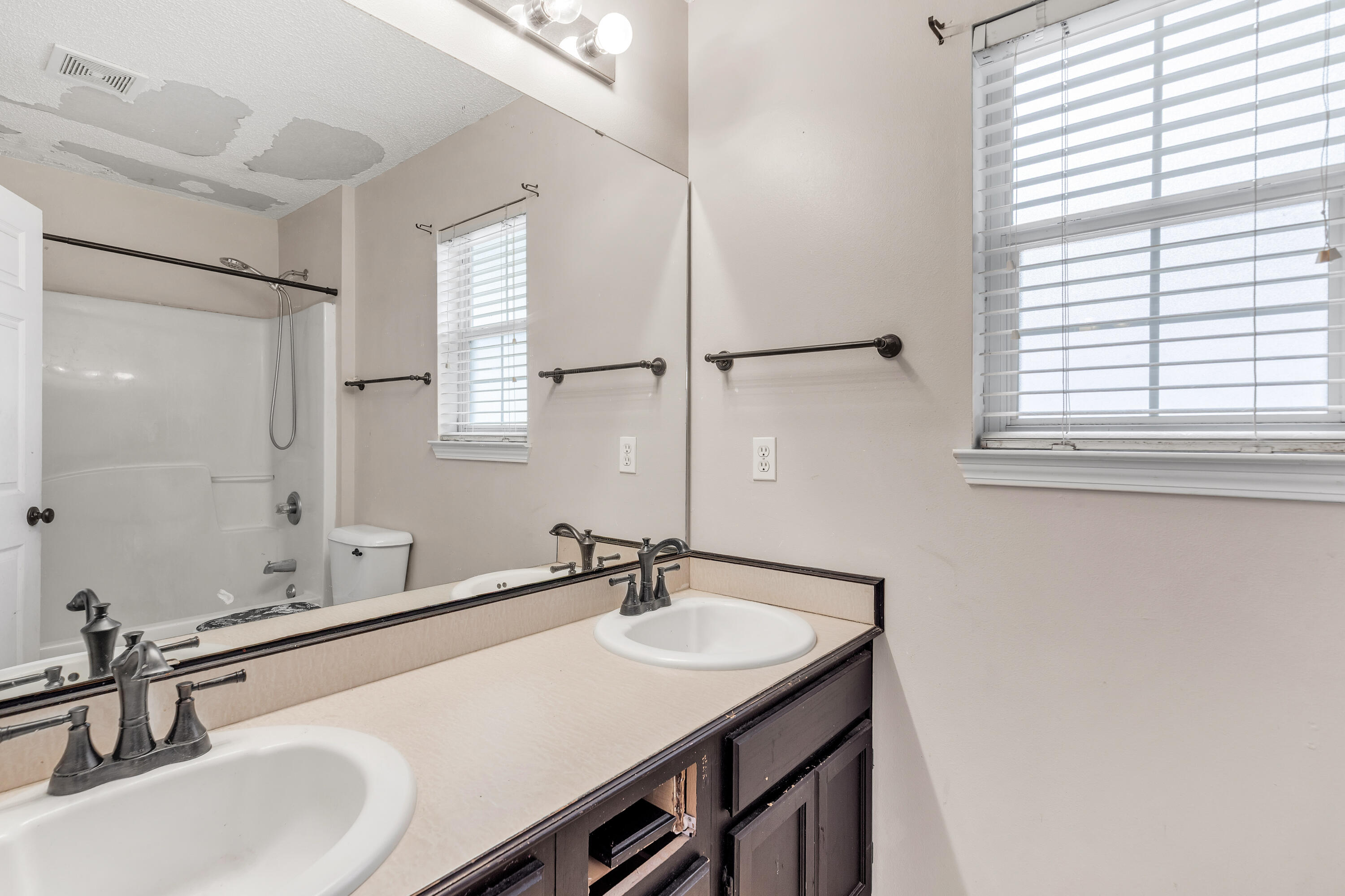 WINDING CREEK ESTATES PH 2 - Residential