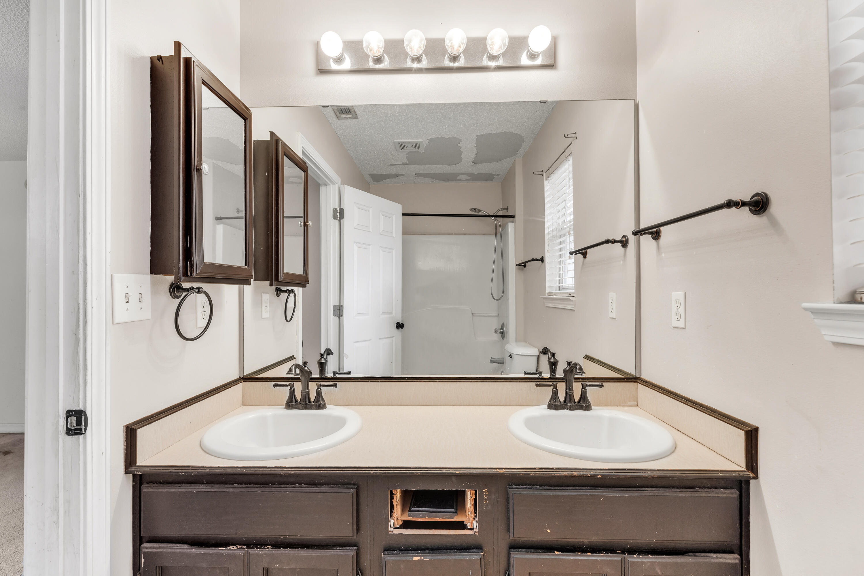 WINDING CREEK ESTATES PH 2 - Residential