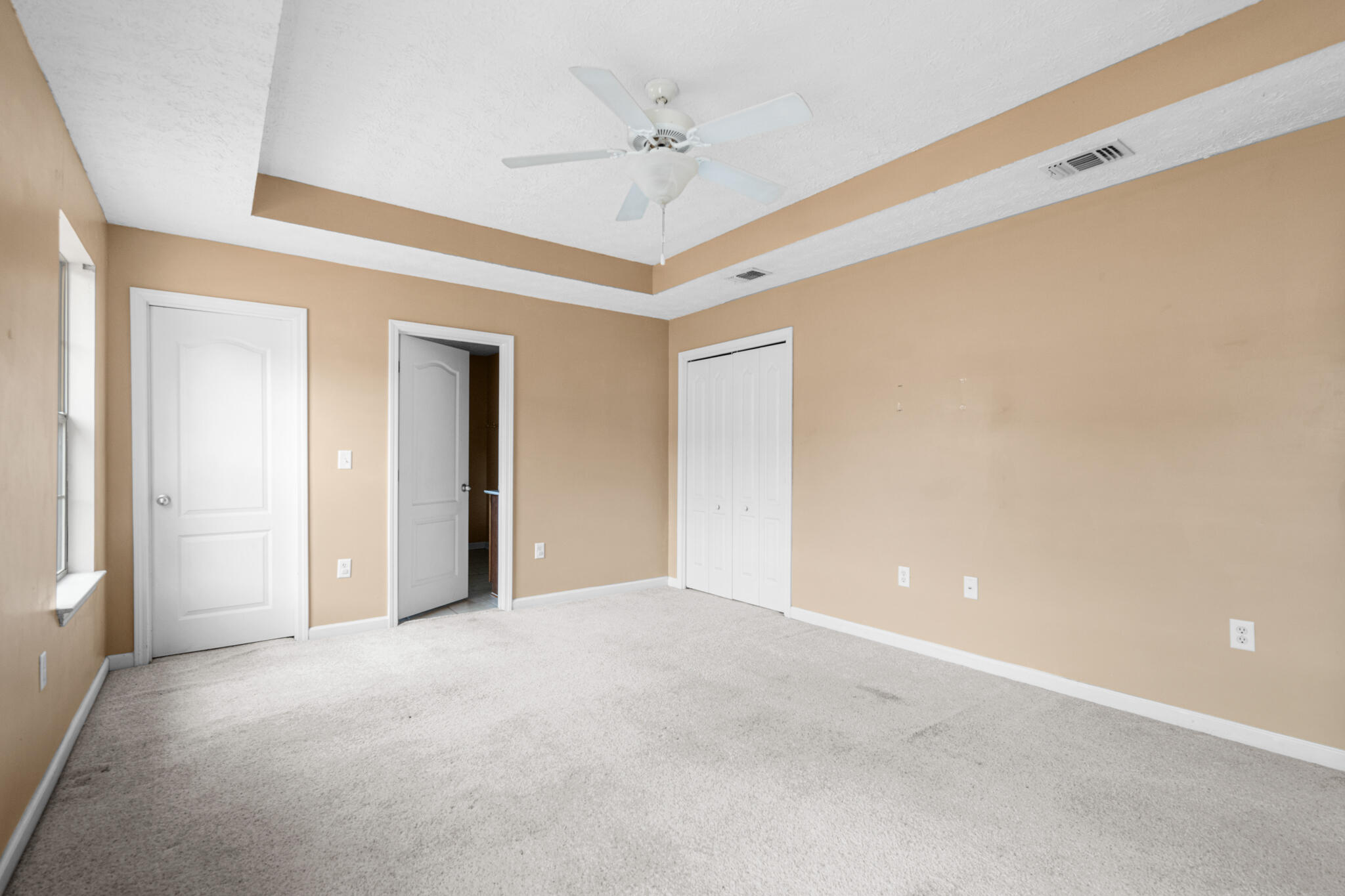 LAKE SILVER 1ST ADD - Residential Lease