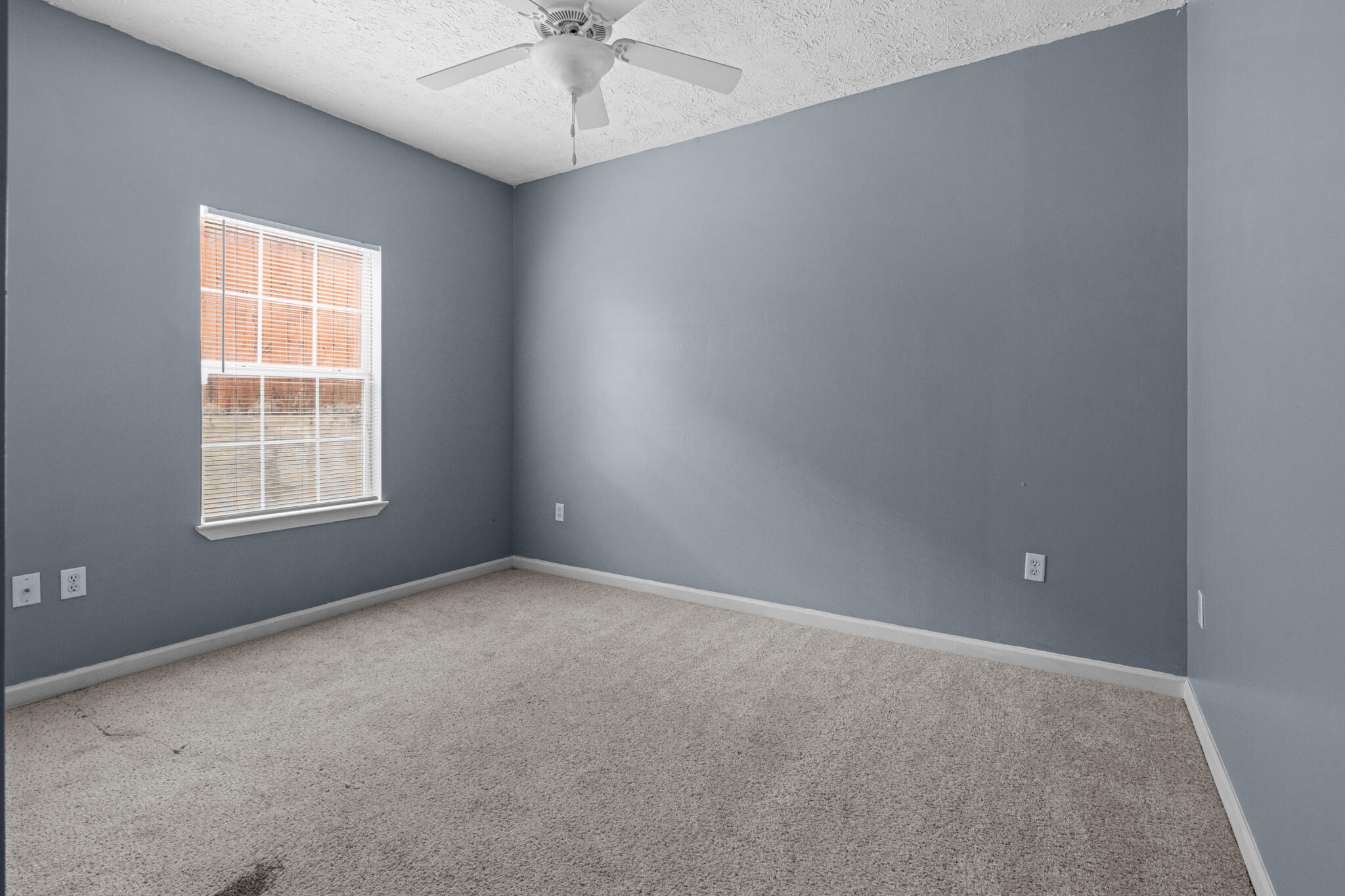 LAKE SILVER 1ST ADD - Residential Lease