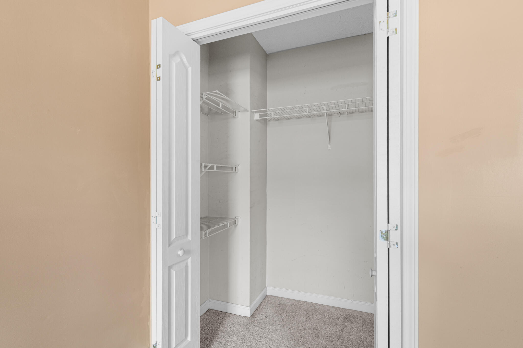 LAKE SILVER 1ST ADD - Residential Lease