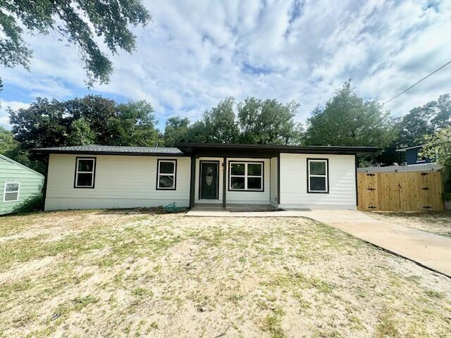 Available September 5th!!!***Flexible lease terms are available, with a maximum lease length of 6 months*** Pets Considered with Owner ApprovalWelcome to 329 Edge Avenue in Valparaiso, FL! This ranch-style home boasts 4 bedrooms and 2 bathrooms, perfect for those looking for a spacious living environment. The tile flooring throughout adds a touch of elegance, while the kitchen overlooking the living room creates a seamless flow. With white kitchen cabinets, granite countertops, and stainless steel appliances, the kitchen is a chef's dream. Enjoy a wine or coffee bar for added convenience. The large primary bedroom features a walk-in closet and en-suite with two sinks and a large walk-in shower. The additional full bathroom includes a porcelain tub and tile surround. Three other bedrooms offer ample space for guests or a home office. The fenced backyard provides privacy and a great space for outdoor entertaining. Don't miss out on this beautiful home in a desirable location!
Tenant to verify all data. Please contact Sound Choice Real Estate to schedule a showing- 850-389-8533.
***Approval is based on several factors as follows***
- Rental History and Verification
- Employment History and Verification
- Credit History
- Criminal Background & Terrorist Database Check
- Pet Verification