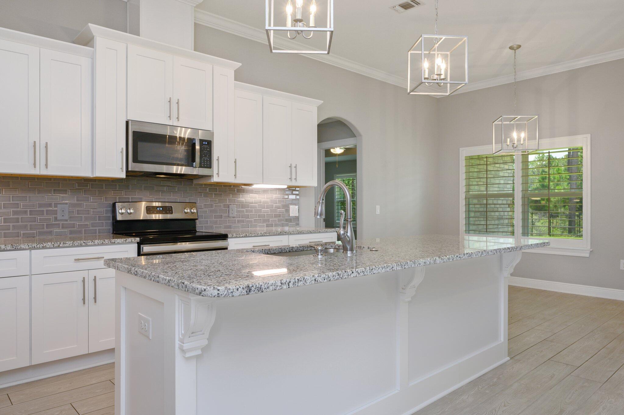 HOLLEY BY THE SEA - Residential