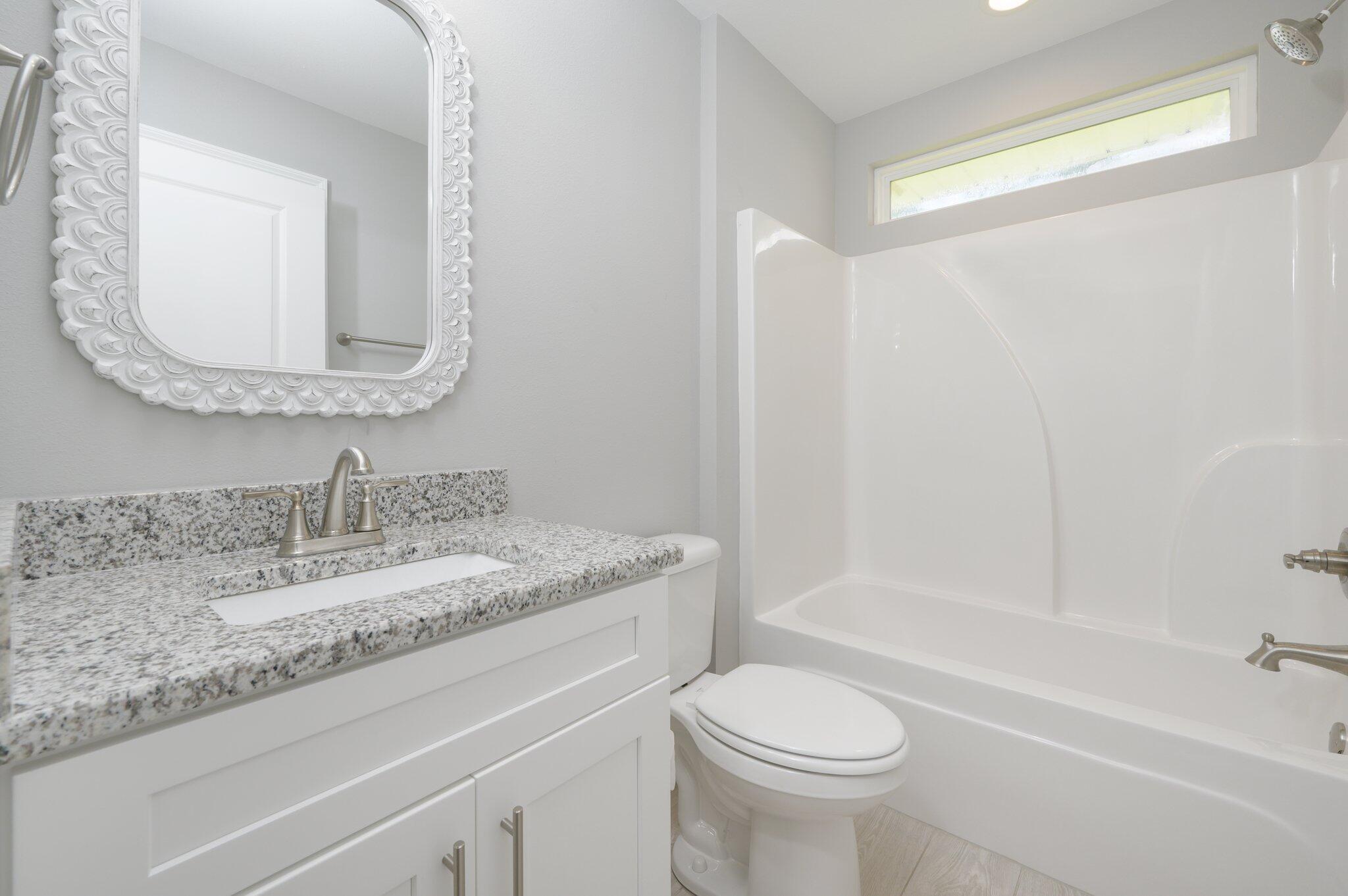 HOLLEY BY THE SEA - Residential