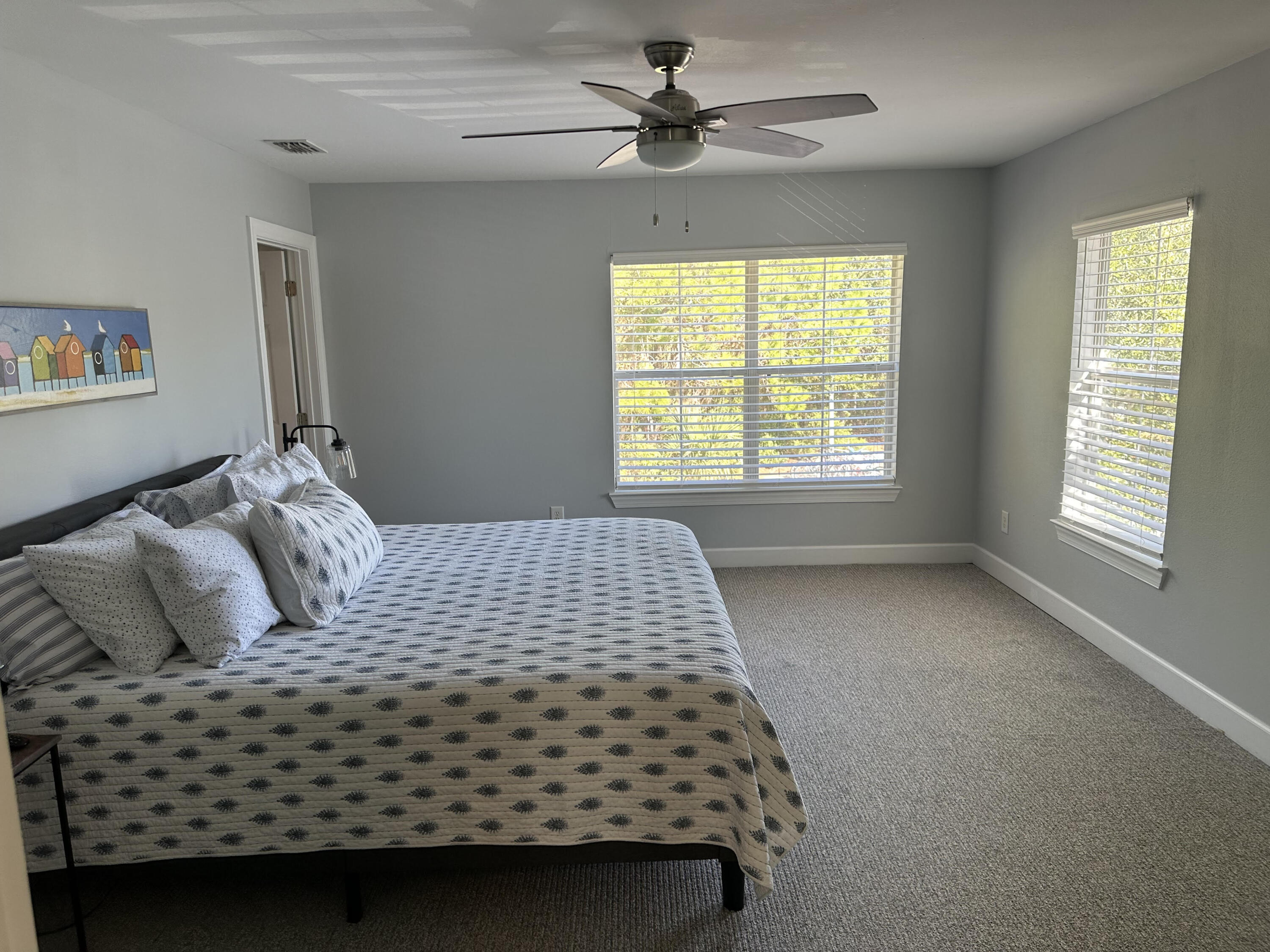 EAGLE BAY - Residential