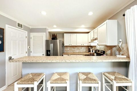 Photo of 4000 Gulf Terrace Drive #UNIT 131, Destin, FL 32541 (MLS # 989655)