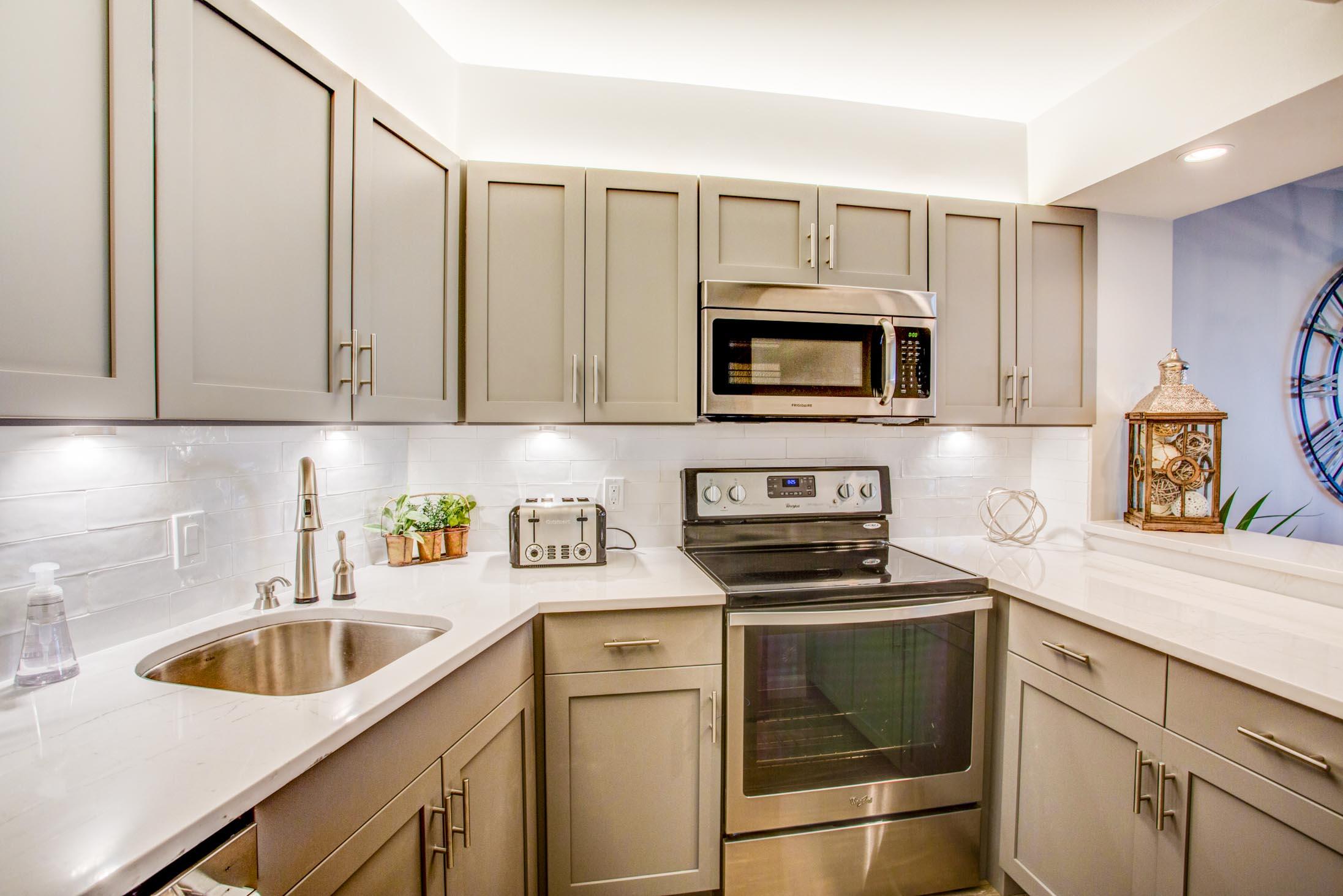 BEACHSIDE 2 CONDO - Residential