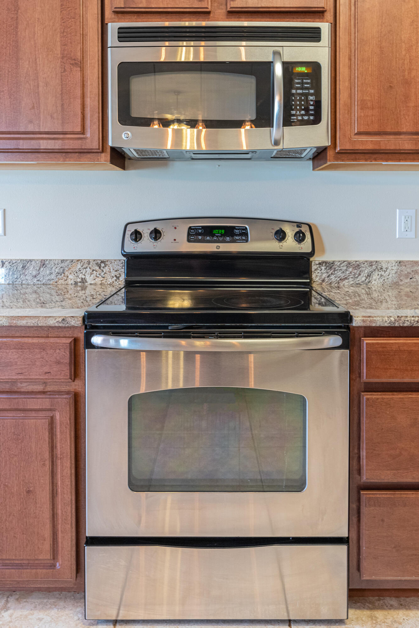 BROOKE ESTATES PH II - Residential