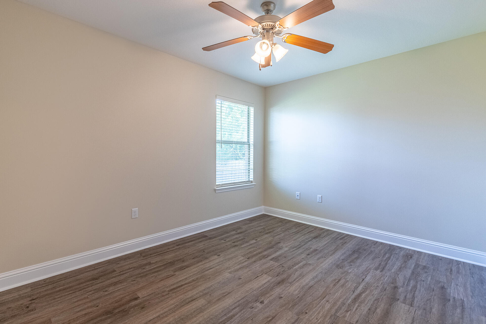 BROOKE ESTATES PH II - Residential