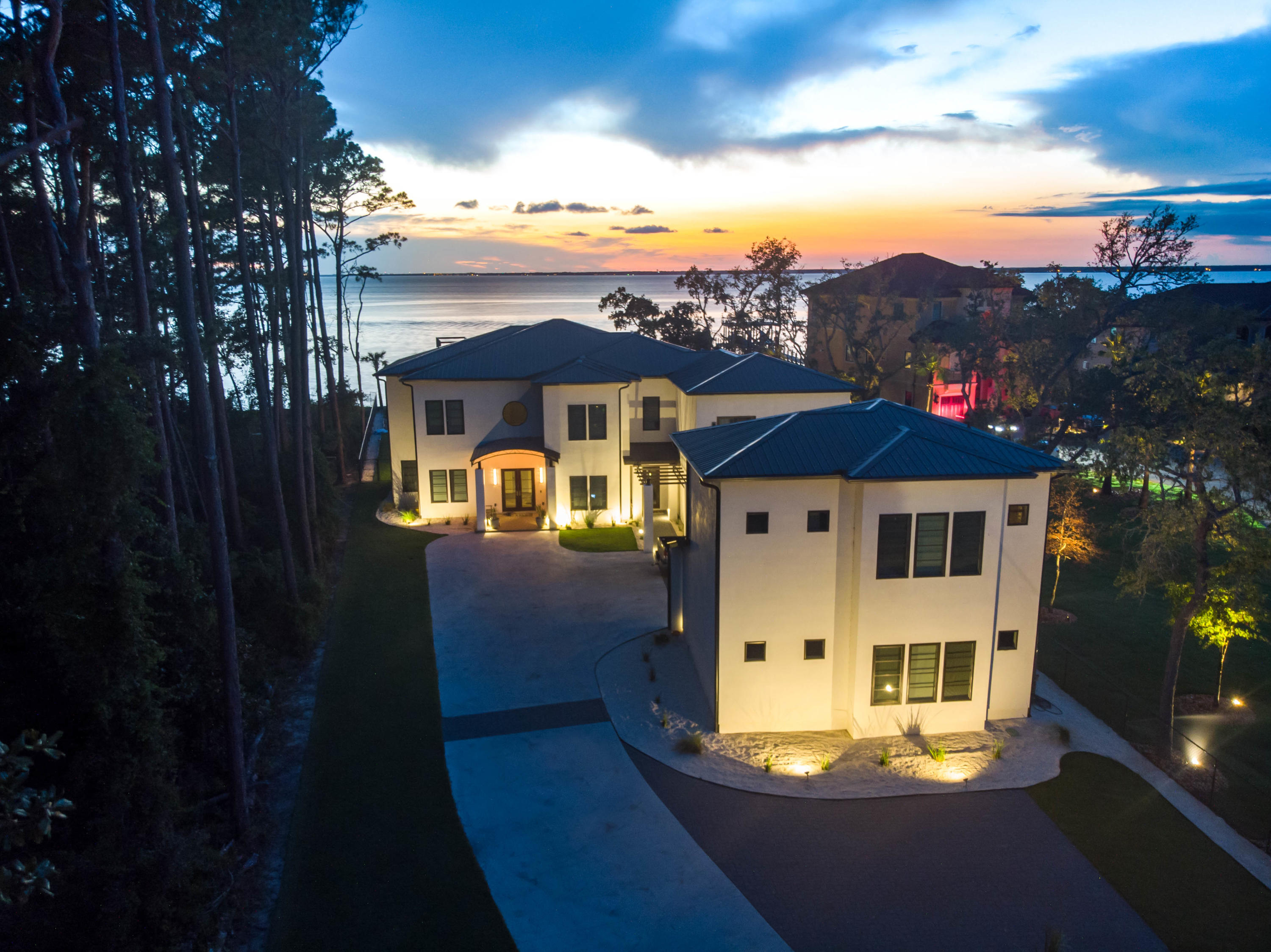 DRIFTWOOD ESTATES - Residential