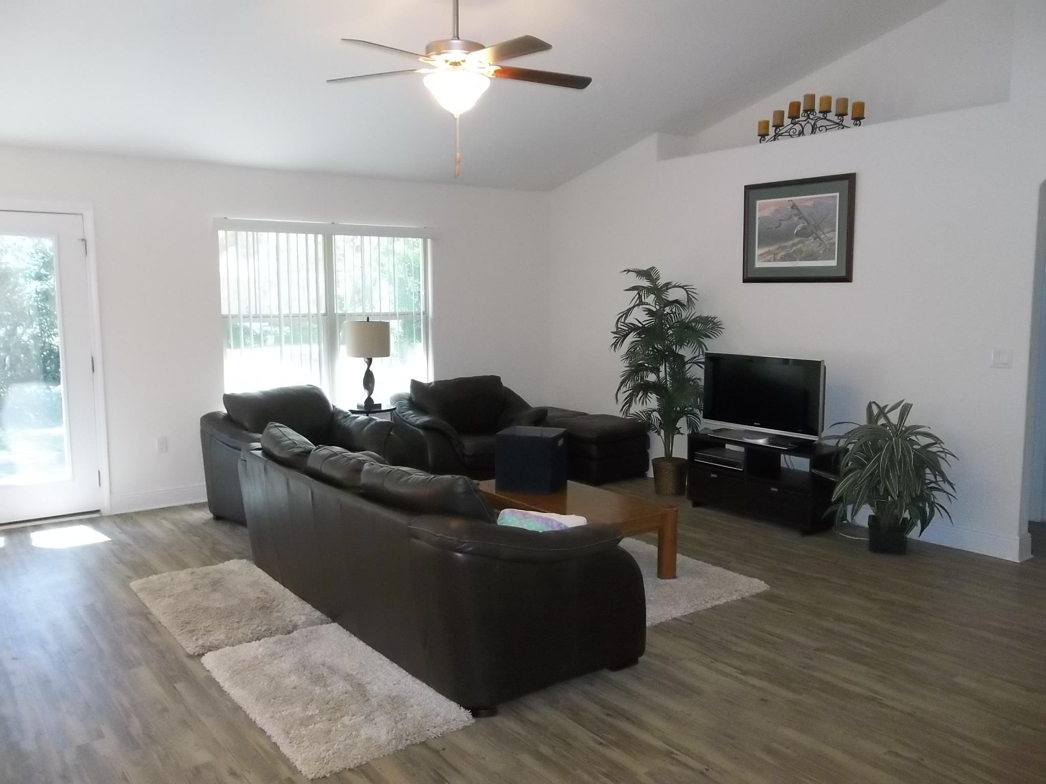 TOM KING ESTATES - Residential