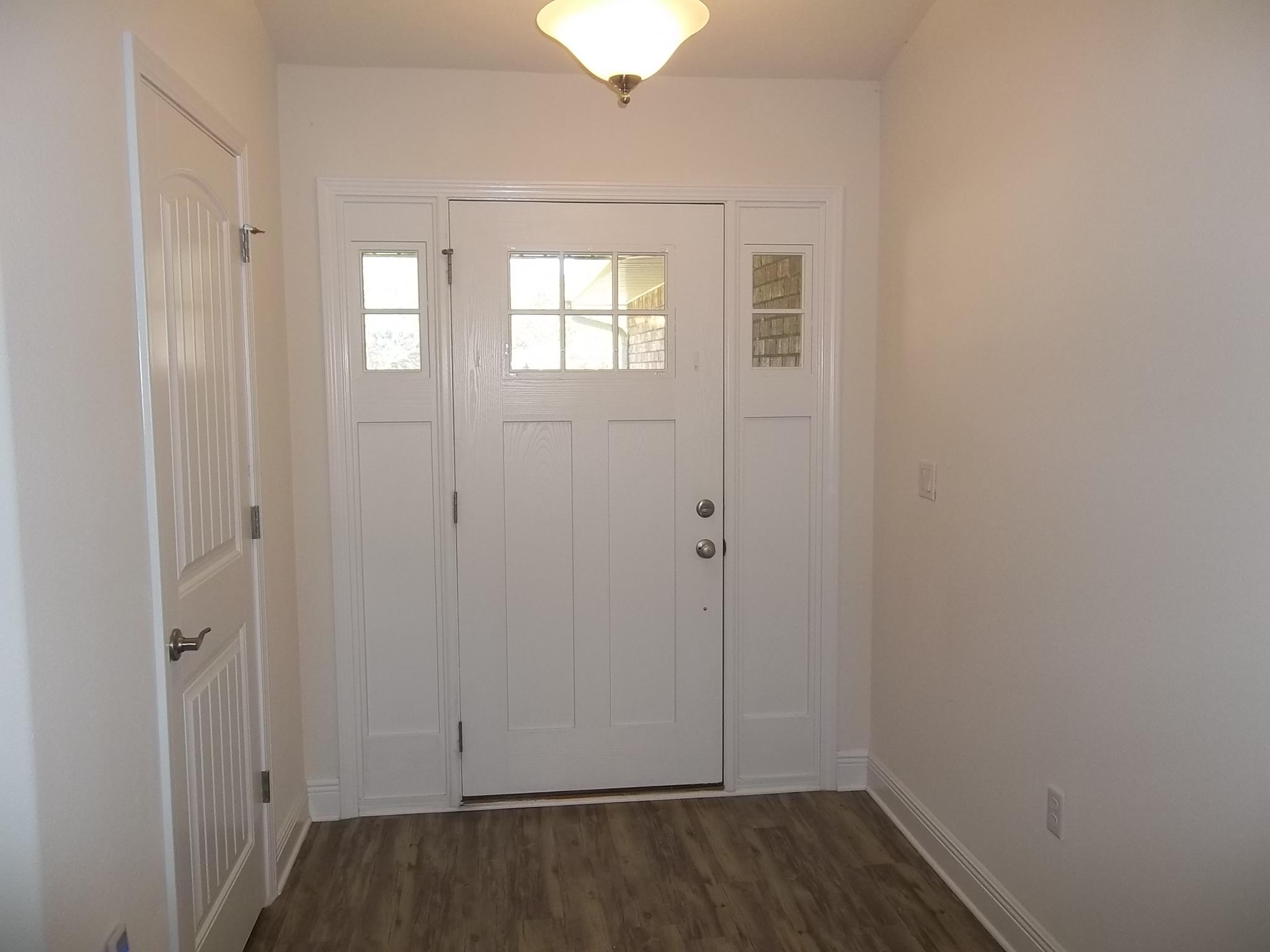 TOM KING ESTATES - Residential