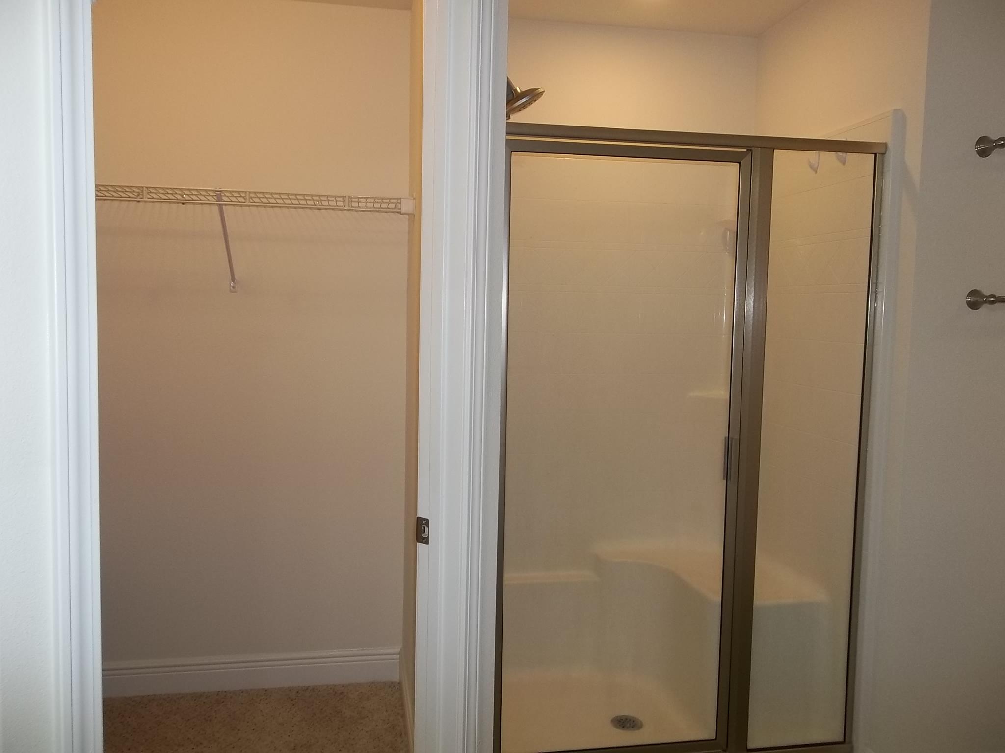 TOM KING ESTATES - Residential