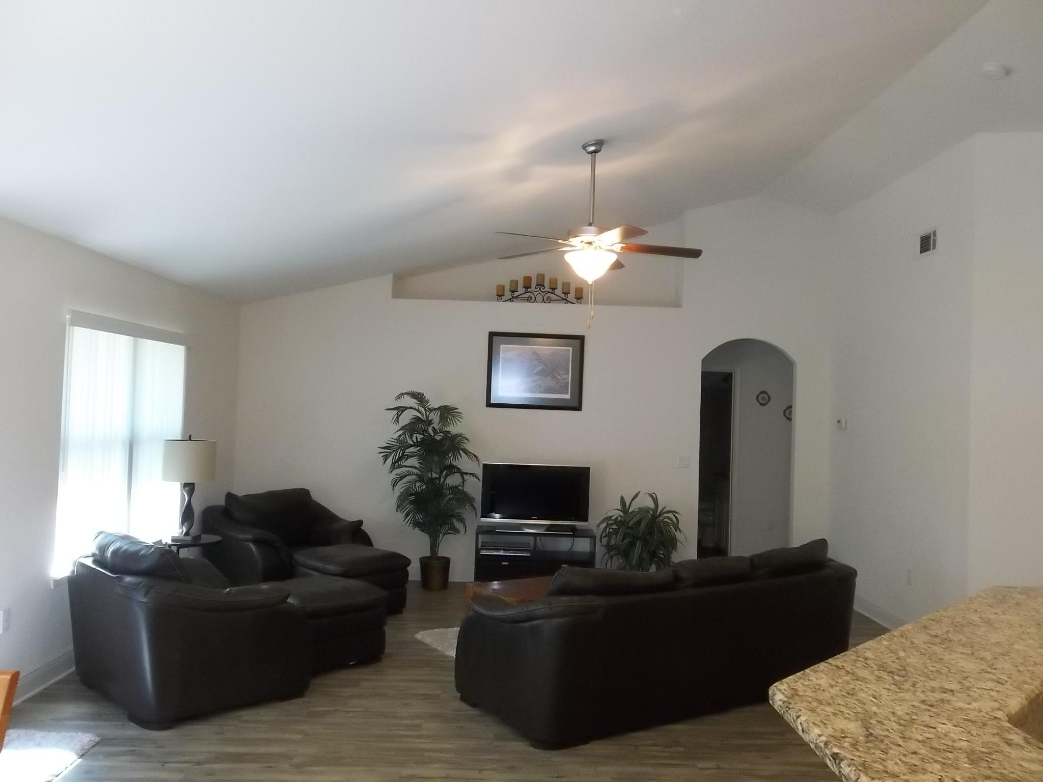 TOM KING ESTATES - Residential
