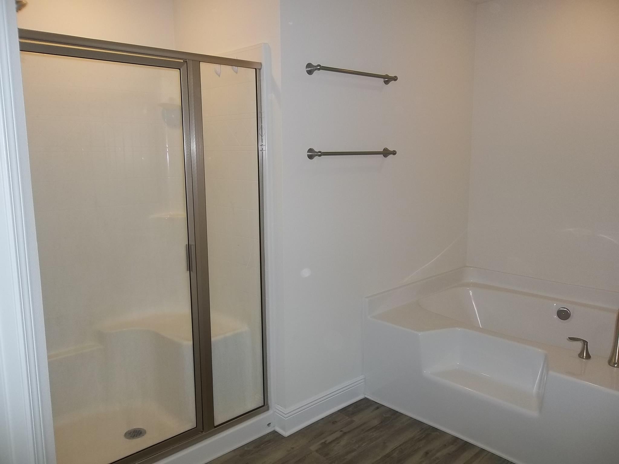 TOM KING ESTATES - Residential