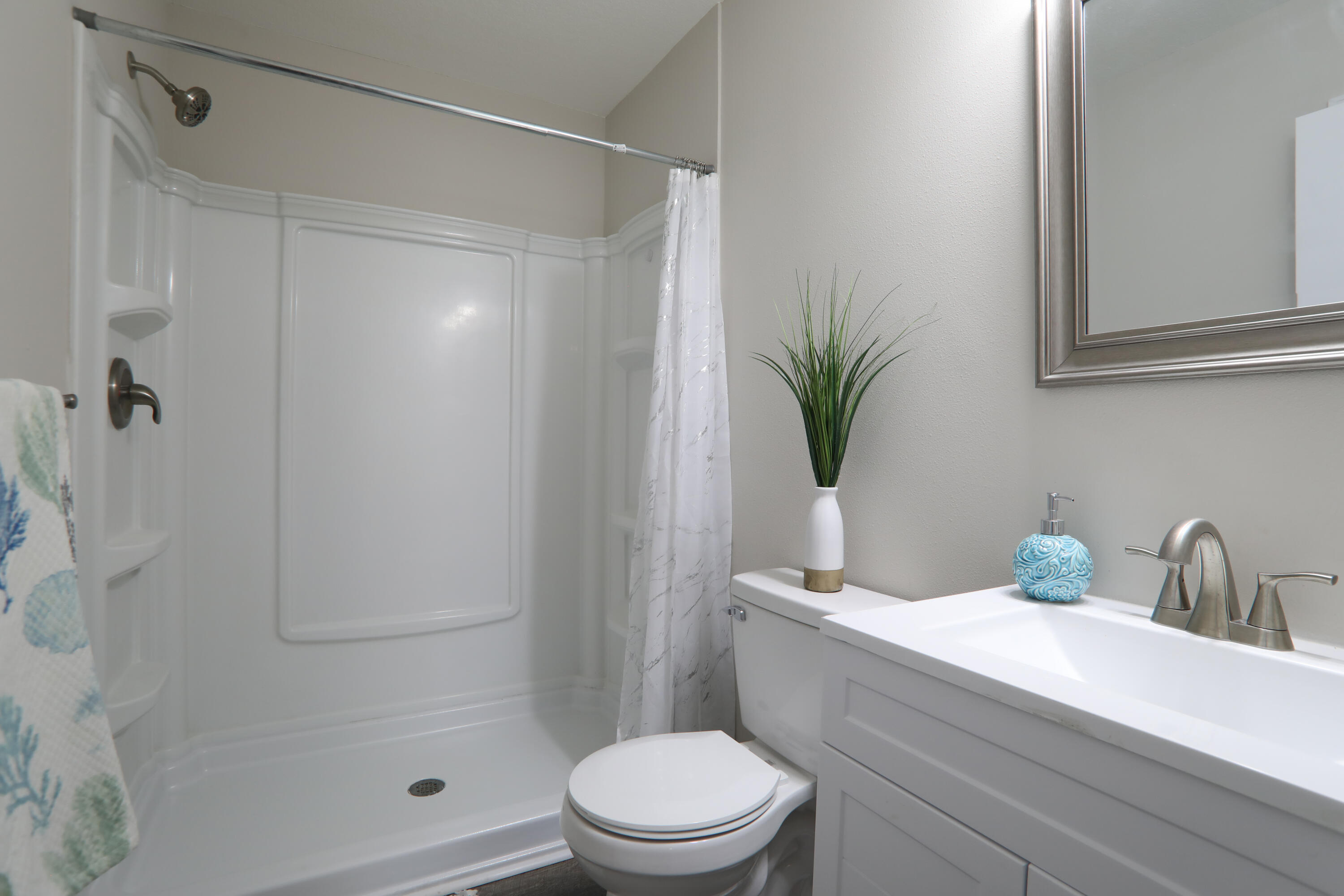 CRESTVIEW - Residential