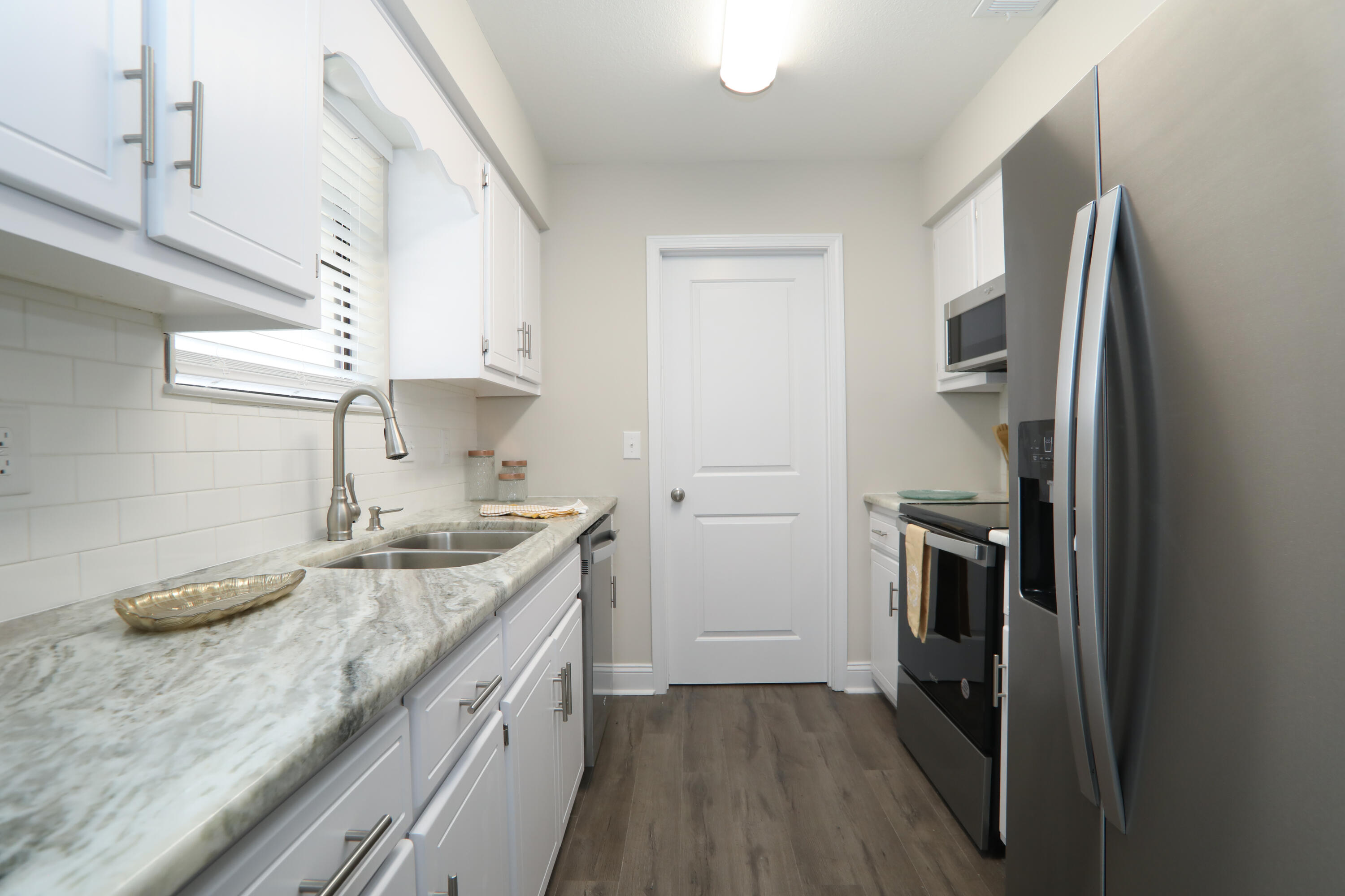 CRESTVIEW - Residential