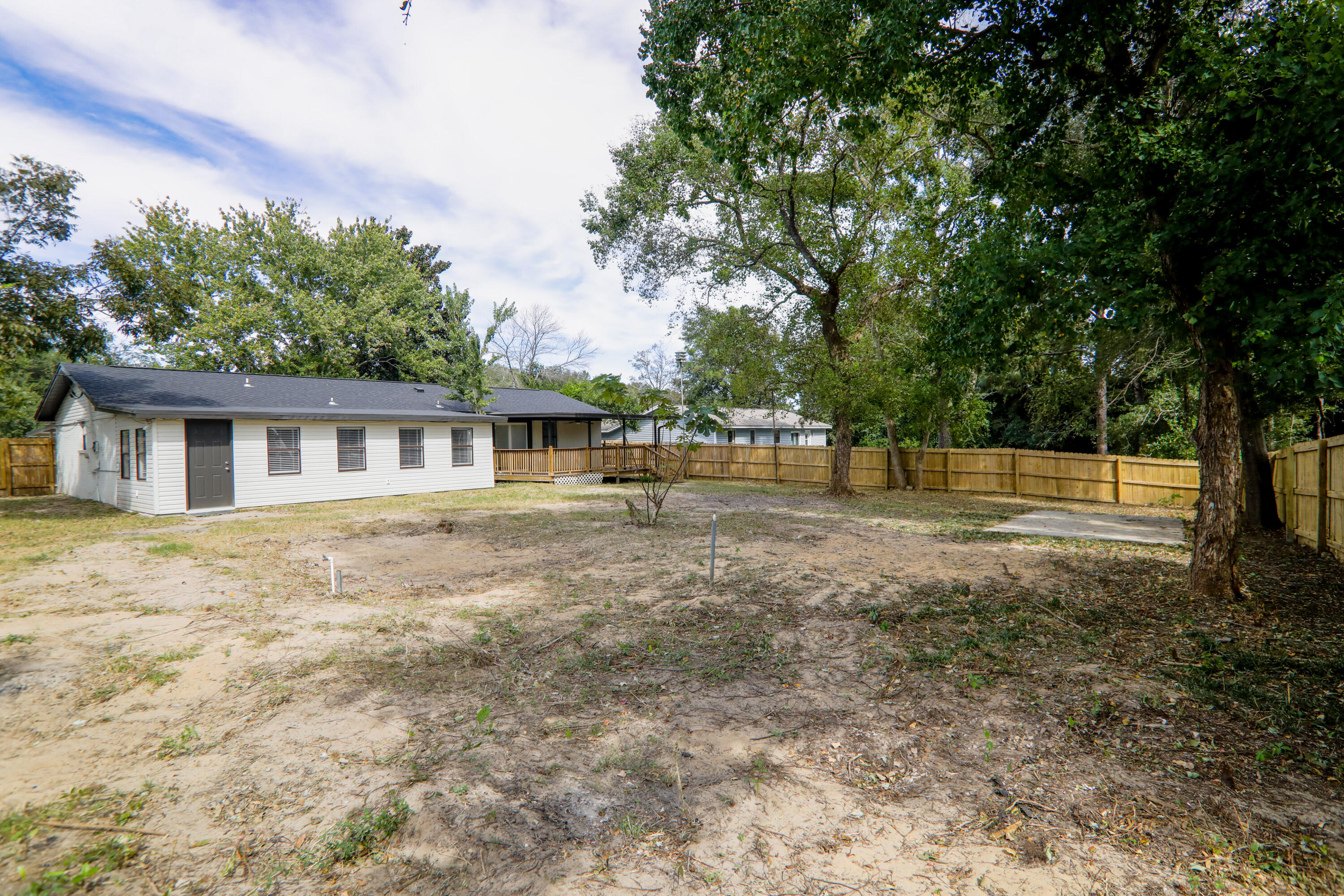 CRESTVIEW - Residential