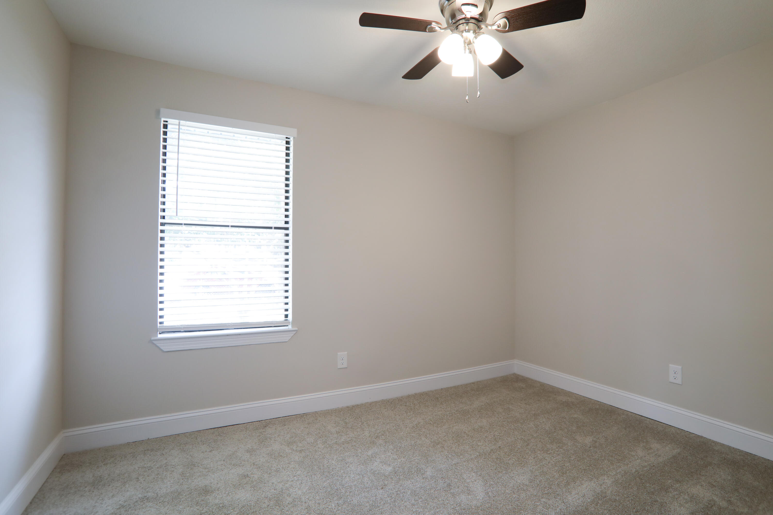 CRESTVIEW - Residential