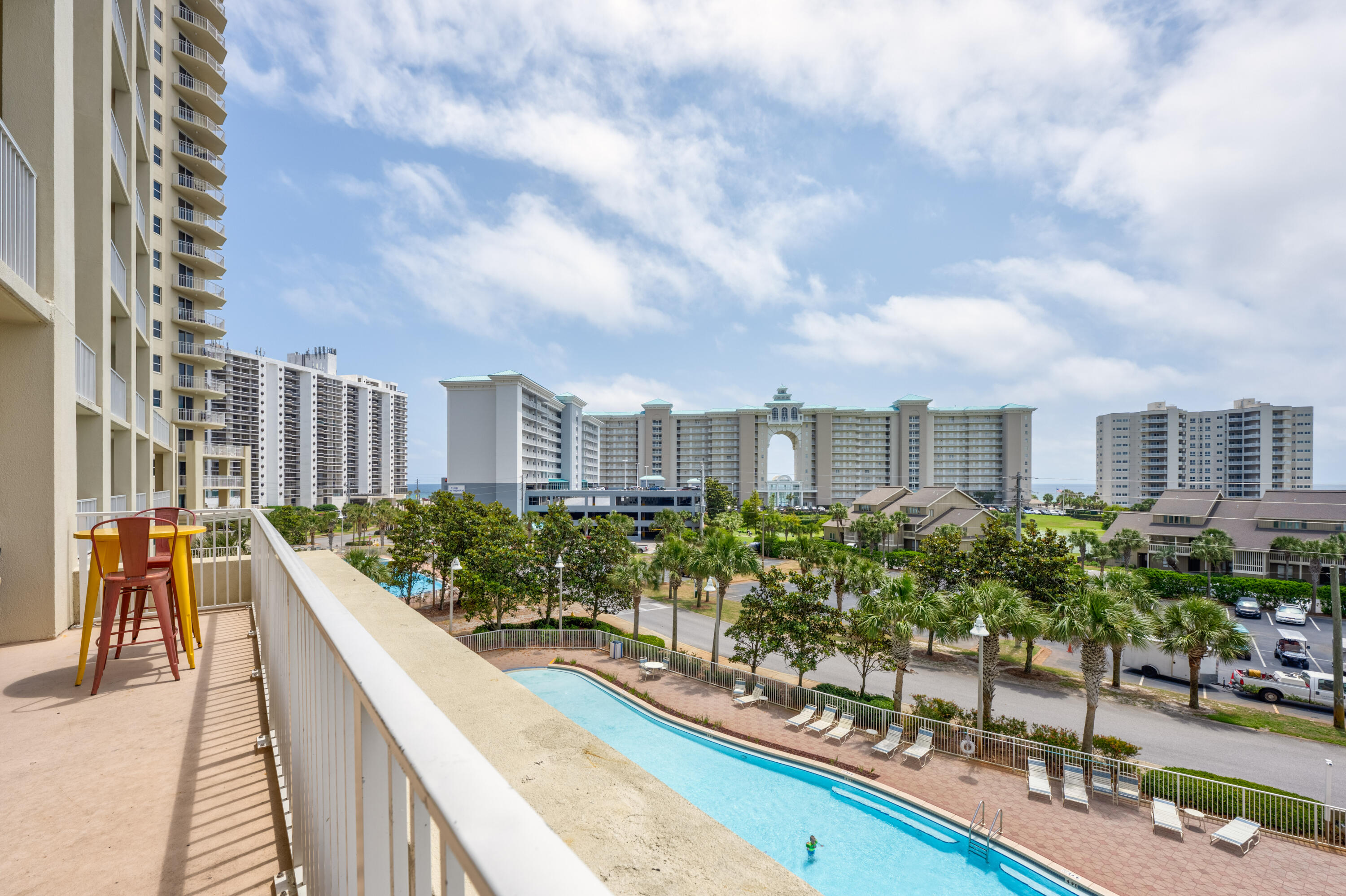 ARIEL DUNES II - Residential