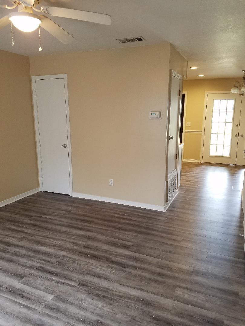 BROWNSVILLE STATION 3 - Residential