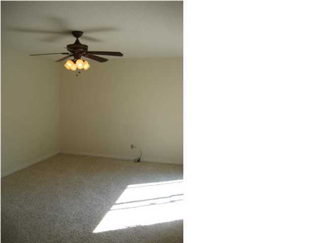 MOSSEY COVE T/H - Residential Lease