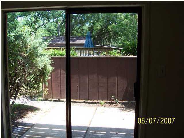MOSSEY COVE T/H - Residential Lease